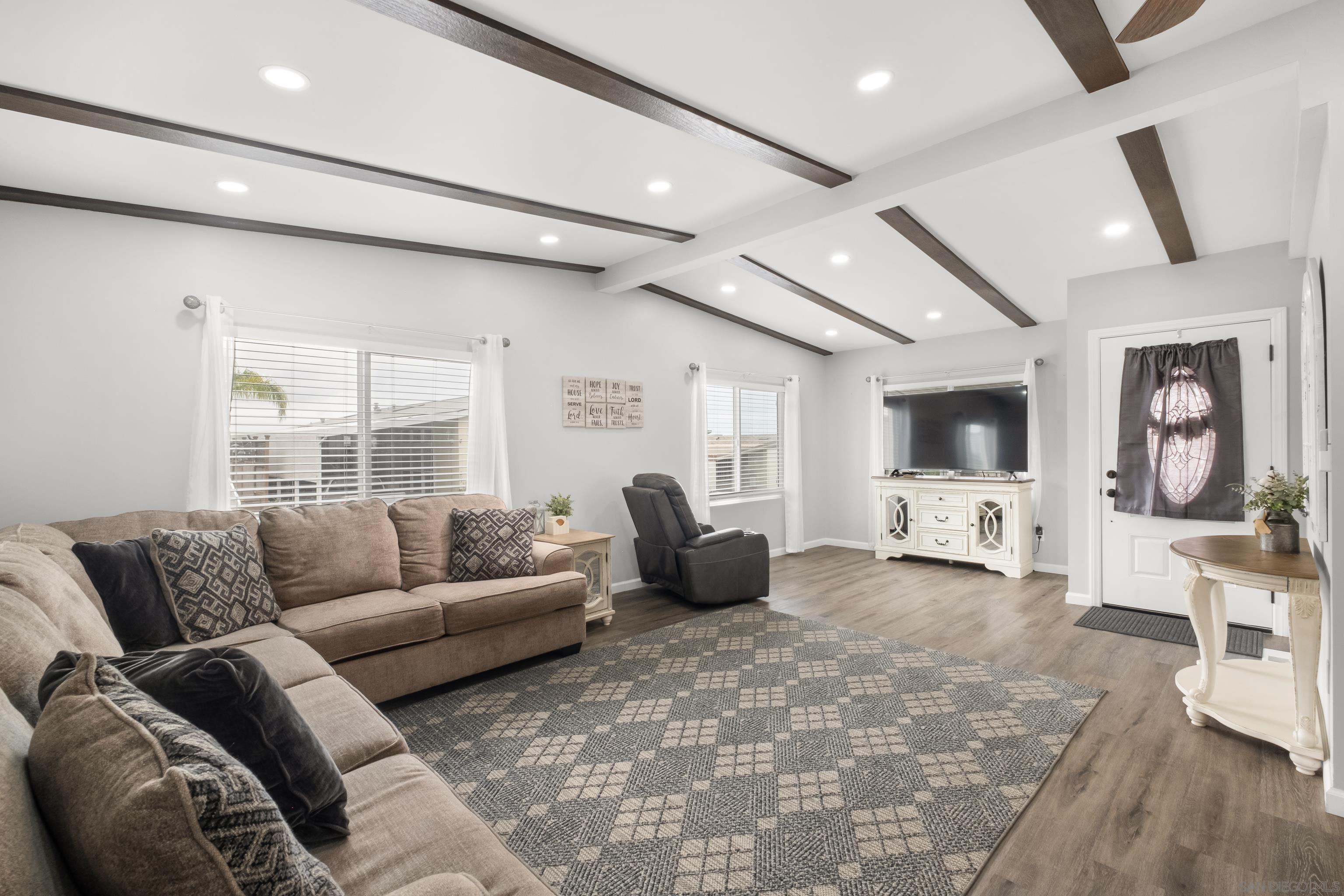 Detail Gallery Image 10 of 47 For 3340  Del Sol  Spc 223,  San Diego,  CA 92154 - 2 Beds | 2 Baths