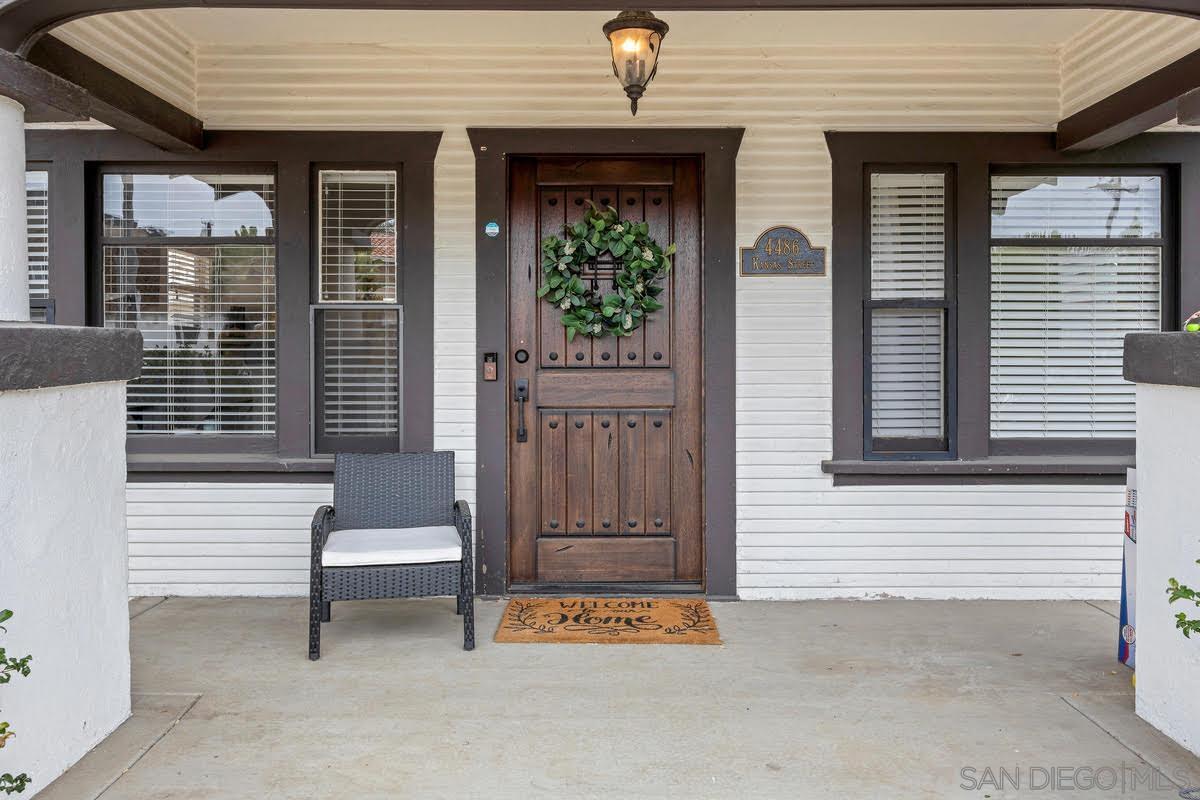 Detail Gallery Image 2 of 19 For 4486  Kansas St, San Diego,  CA 92116 - 2 Beds | 2 Baths