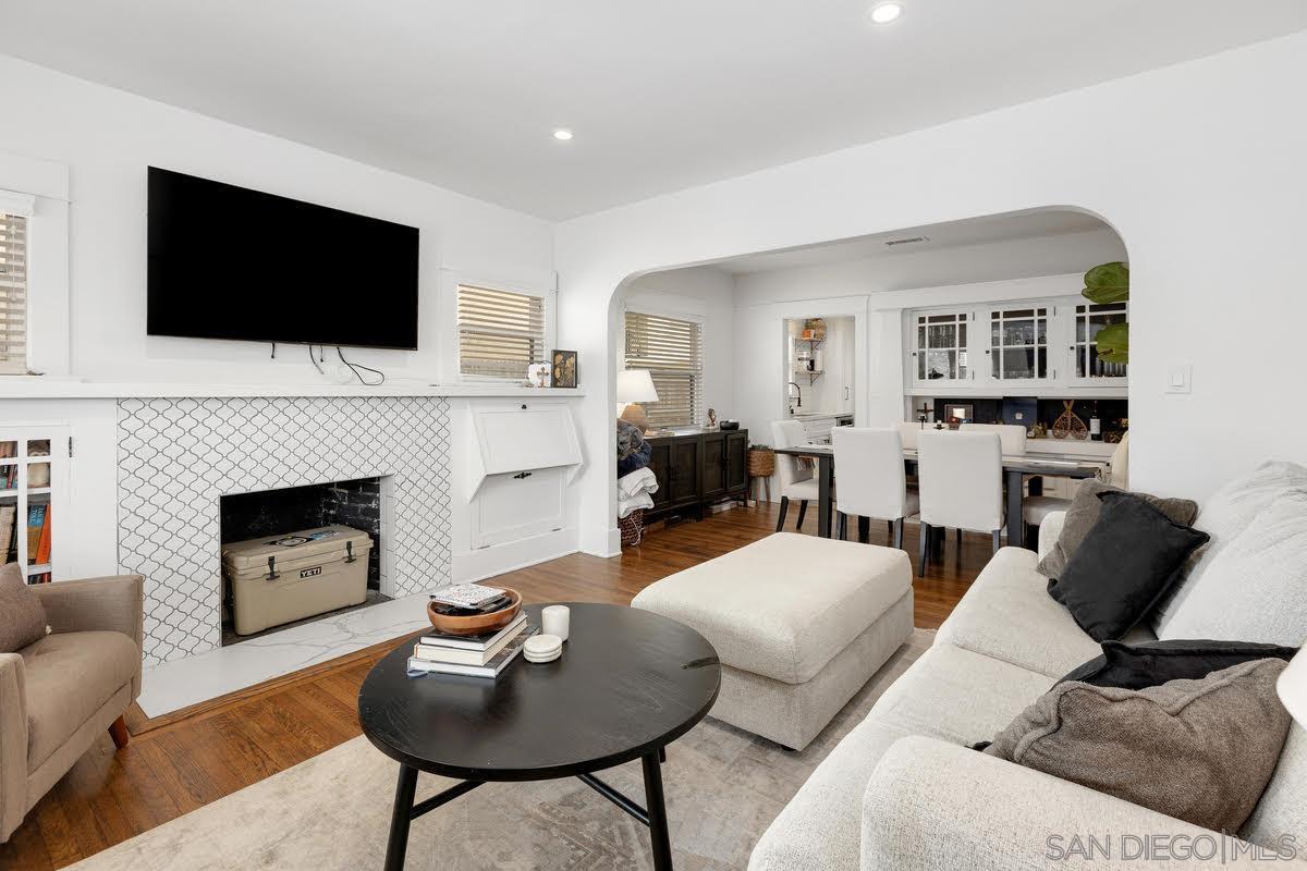 Detail Gallery Image 6 of 19 For 4486  Kansas St, San Diego,  CA 92116 - 2 Beds | 2 Baths