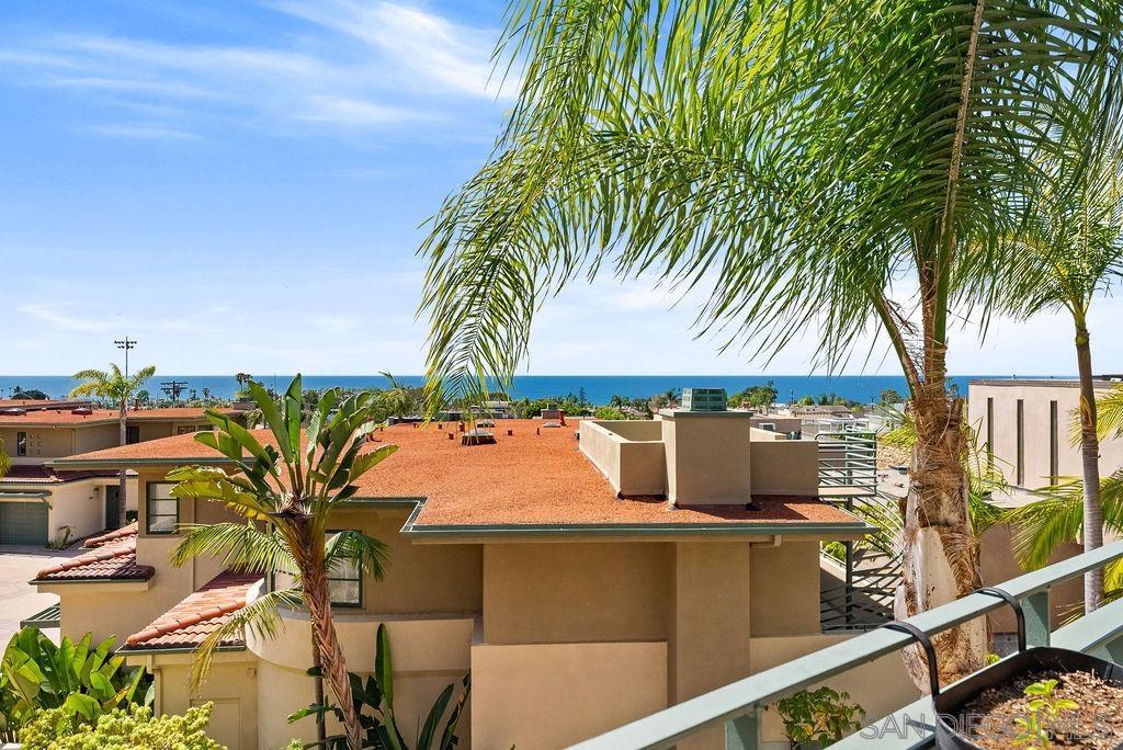 Detail Gallery Image 18 of 34 For 7157  Fay Ave, La Jolla,  CA 92037 - 3 Beds | 3/1 Baths