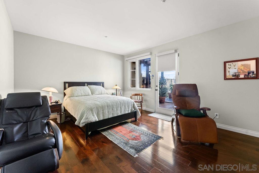 Detail Gallery Image 28 of 34 For 7157  Fay Ave, La Jolla,  CA 92037 - 3 Beds | 3/1 Baths