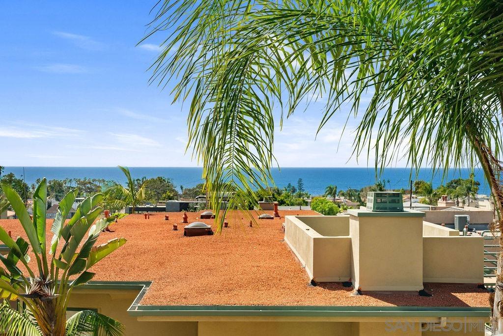 Detail Gallery Image 33 of 34 For 7157  Fay Ave, La Jolla,  CA 92037 - 3 Beds | 3/1 Baths