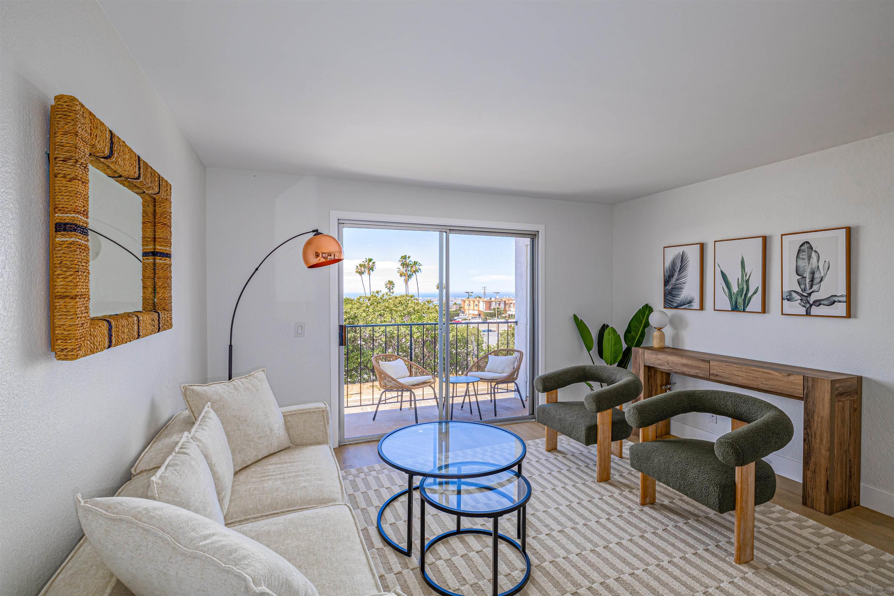 Detail Gallery Image 2 of 27 For 3020  Cowley Way  #208,  San Diego,  CA 92117 - 2 Beds | 2 Baths