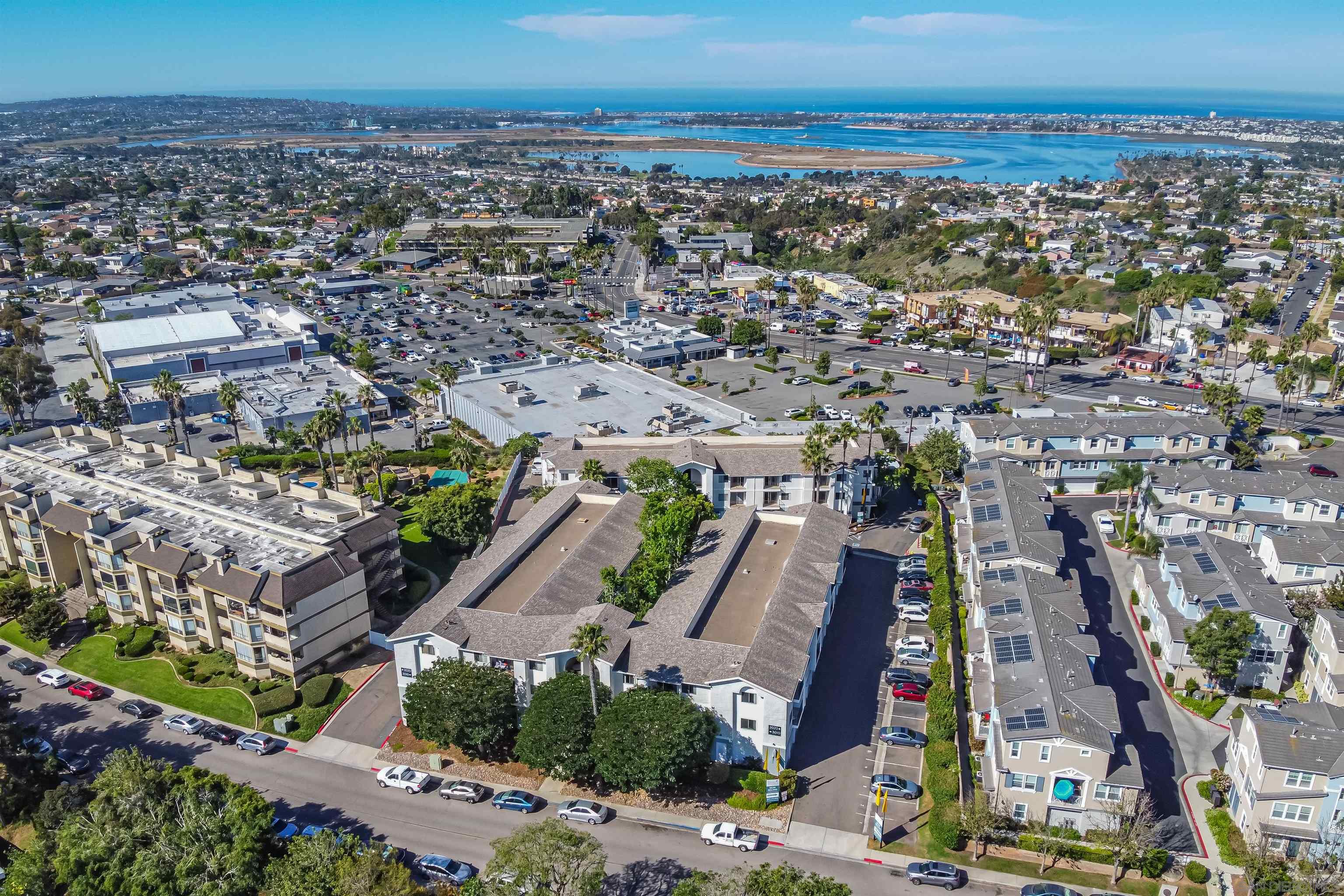 Detail Gallery Image 18 of 27 For 3020  Cowley Way  #208,  San Diego,  CA 92117 - 2 Beds | 2 Baths