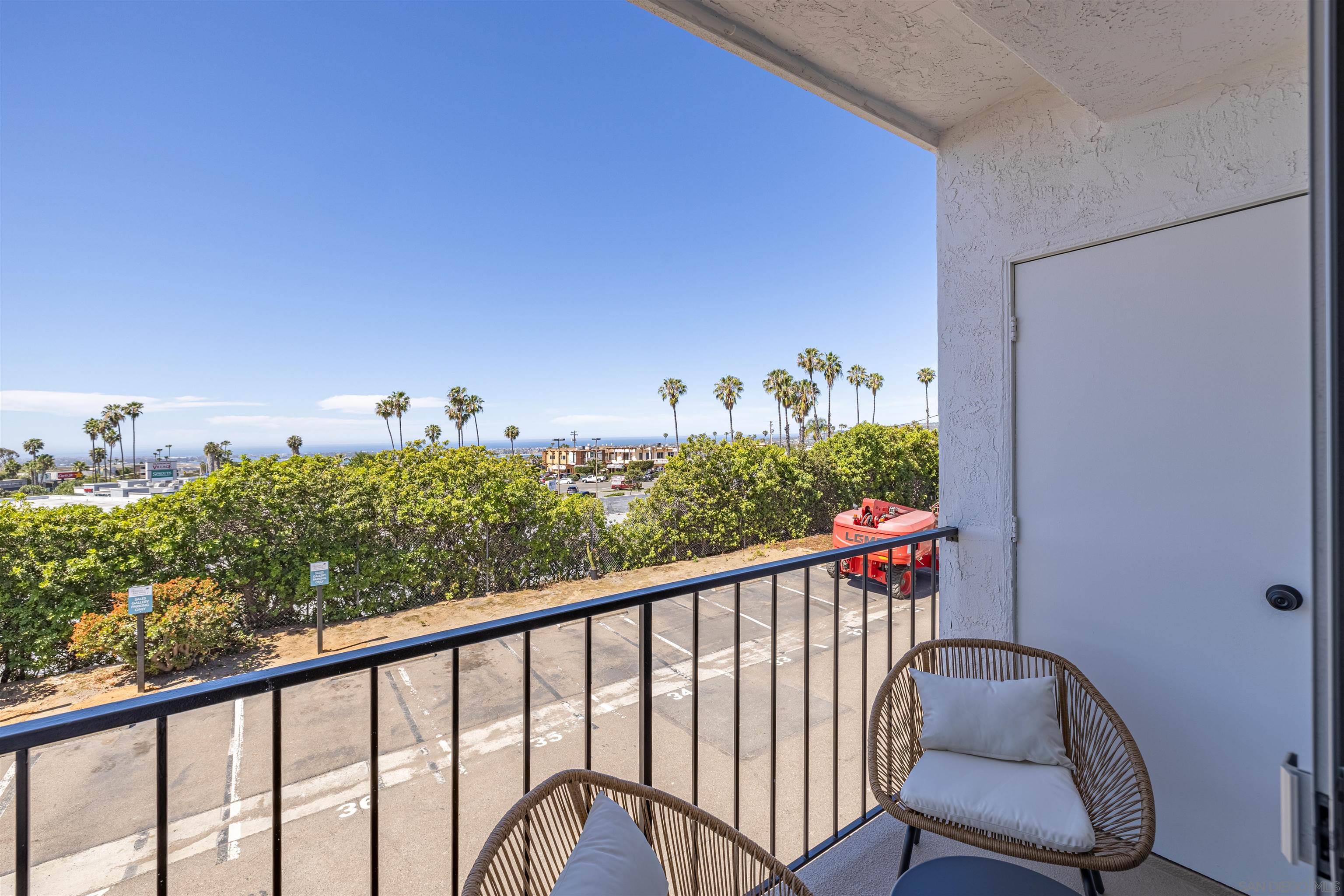 Detail Gallery Image 25 of 27 For 3020  Cowley Way  #208,  San Diego,  CA 92117 - 2 Beds | 2 Baths