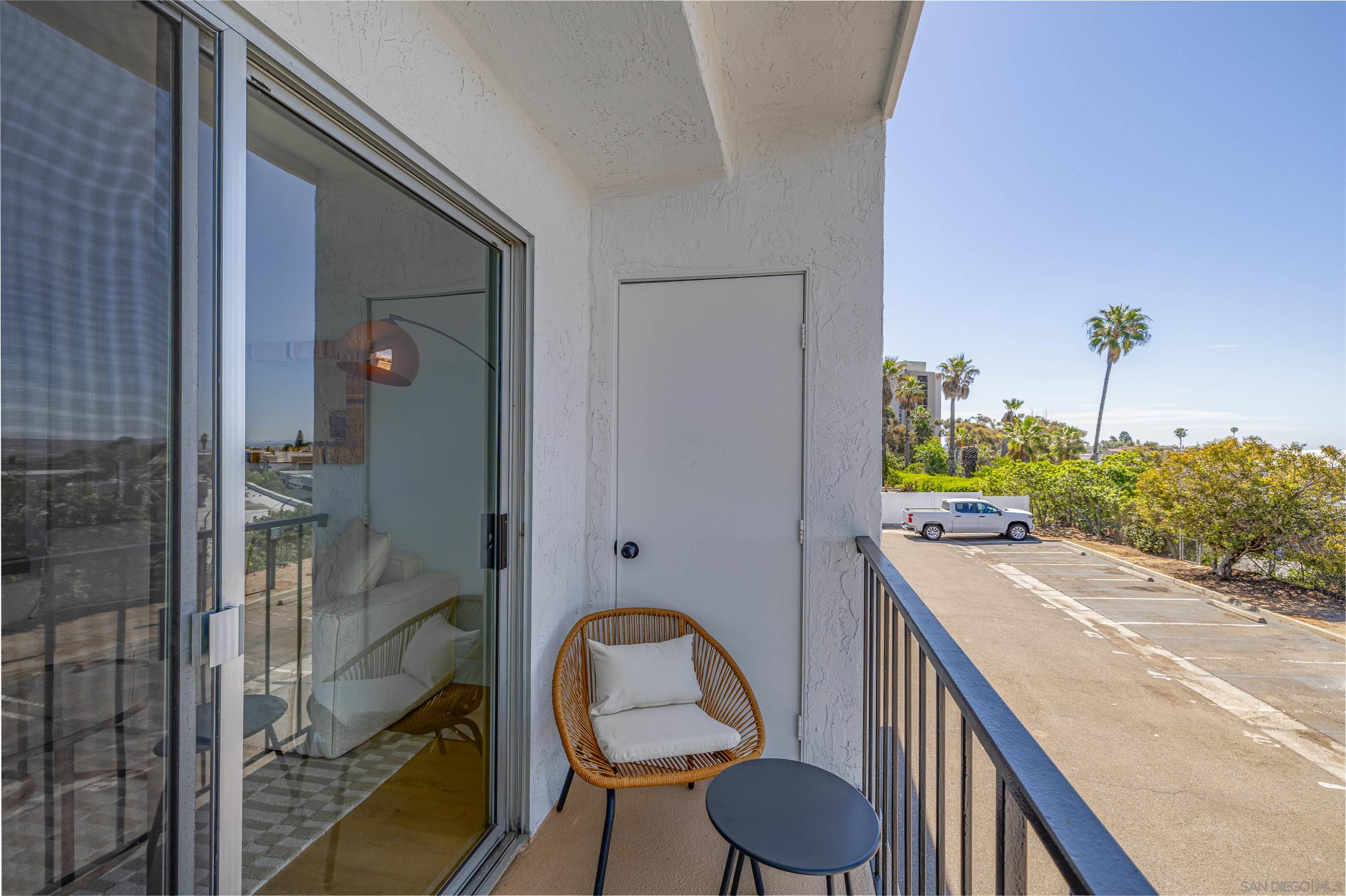 Detail Gallery Image 26 of 27 For 3020  Cowley Way  #208,  San Diego,  CA 92117 - 2 Beds | 2 Baths