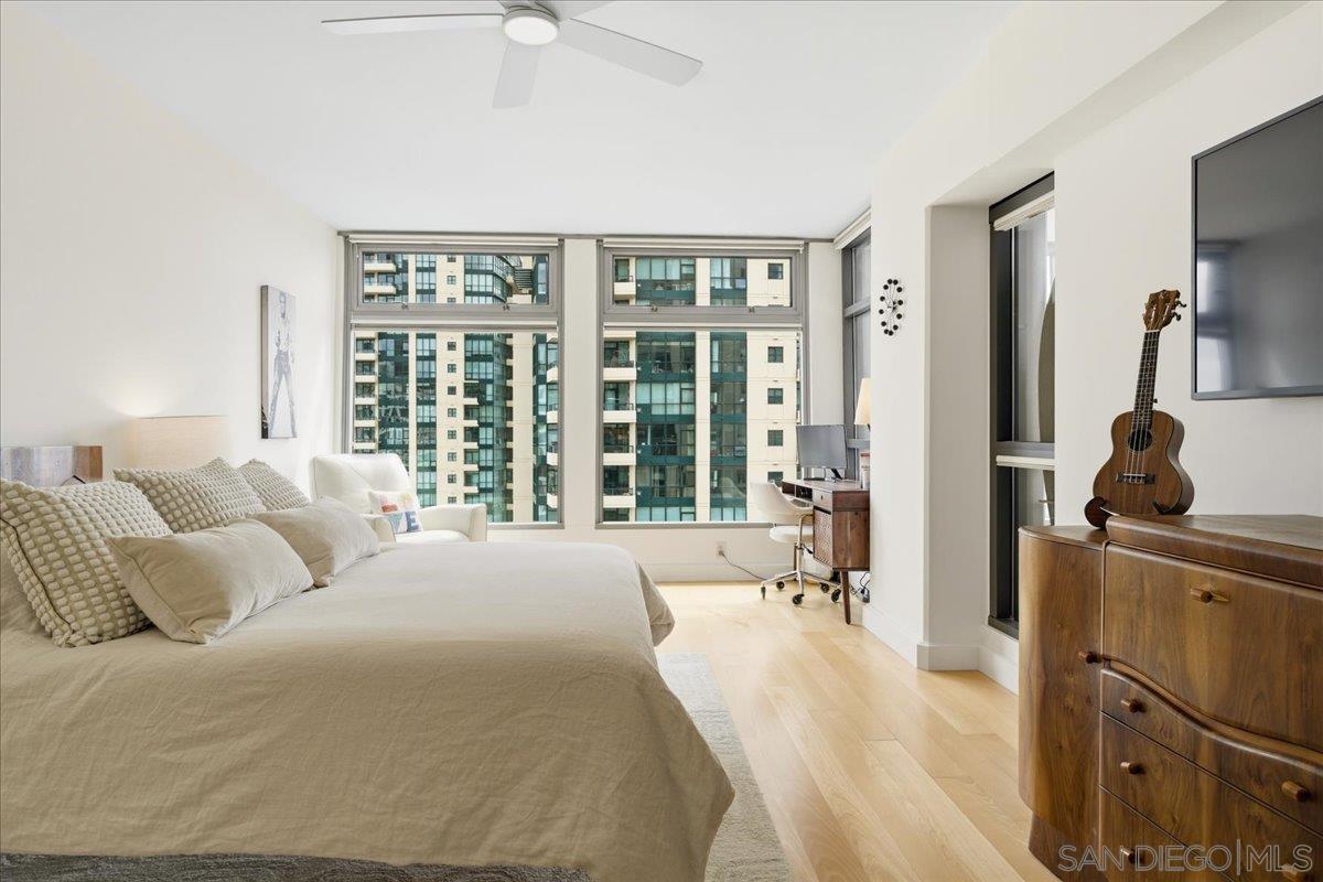 Detail Gallery Image 20 of 42 For 645  Front St  #1215,  San Diego,  CA 92101 - 3 Beds | 3 Baths