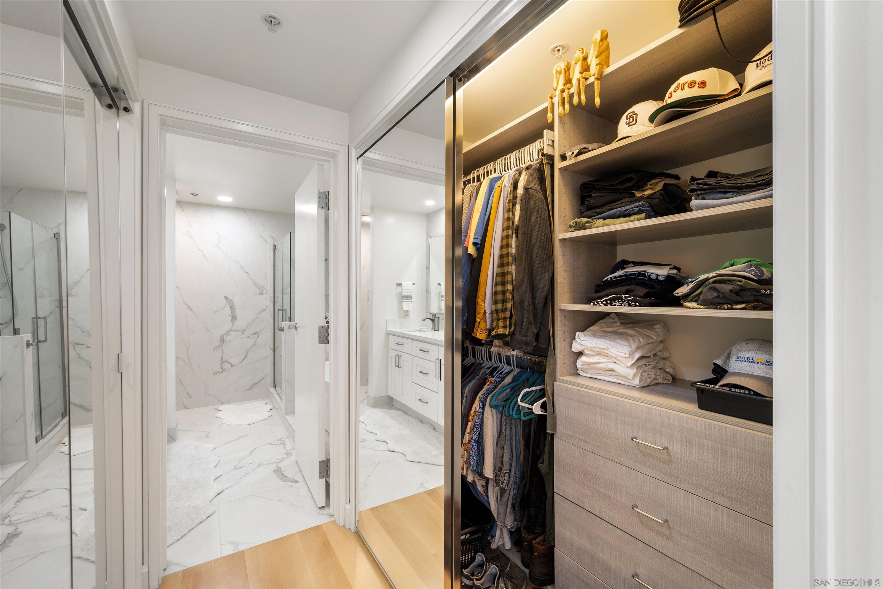 Detail Gallery Image 28 of 42 For 645  Front St  #1215,  San Diego,  CA 92101 - 3 Beds | 3 Baths