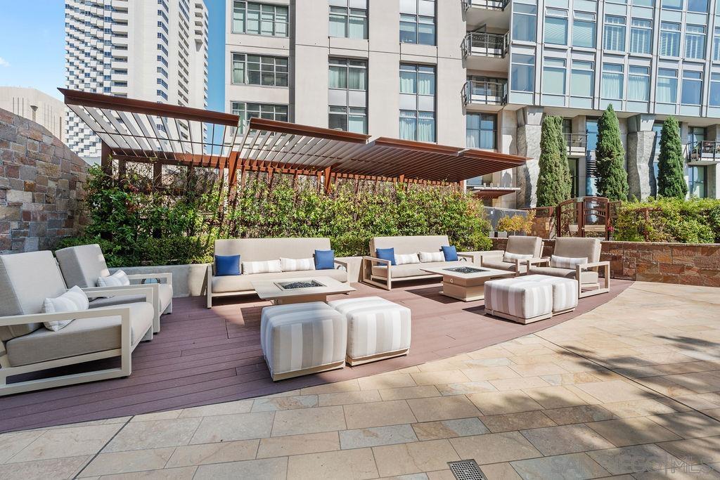 Detail Gallery Image 42 of 42 For 645  Front St  #1215,  San Diego,  CA 92101 - 3 Beds | 3 Baths