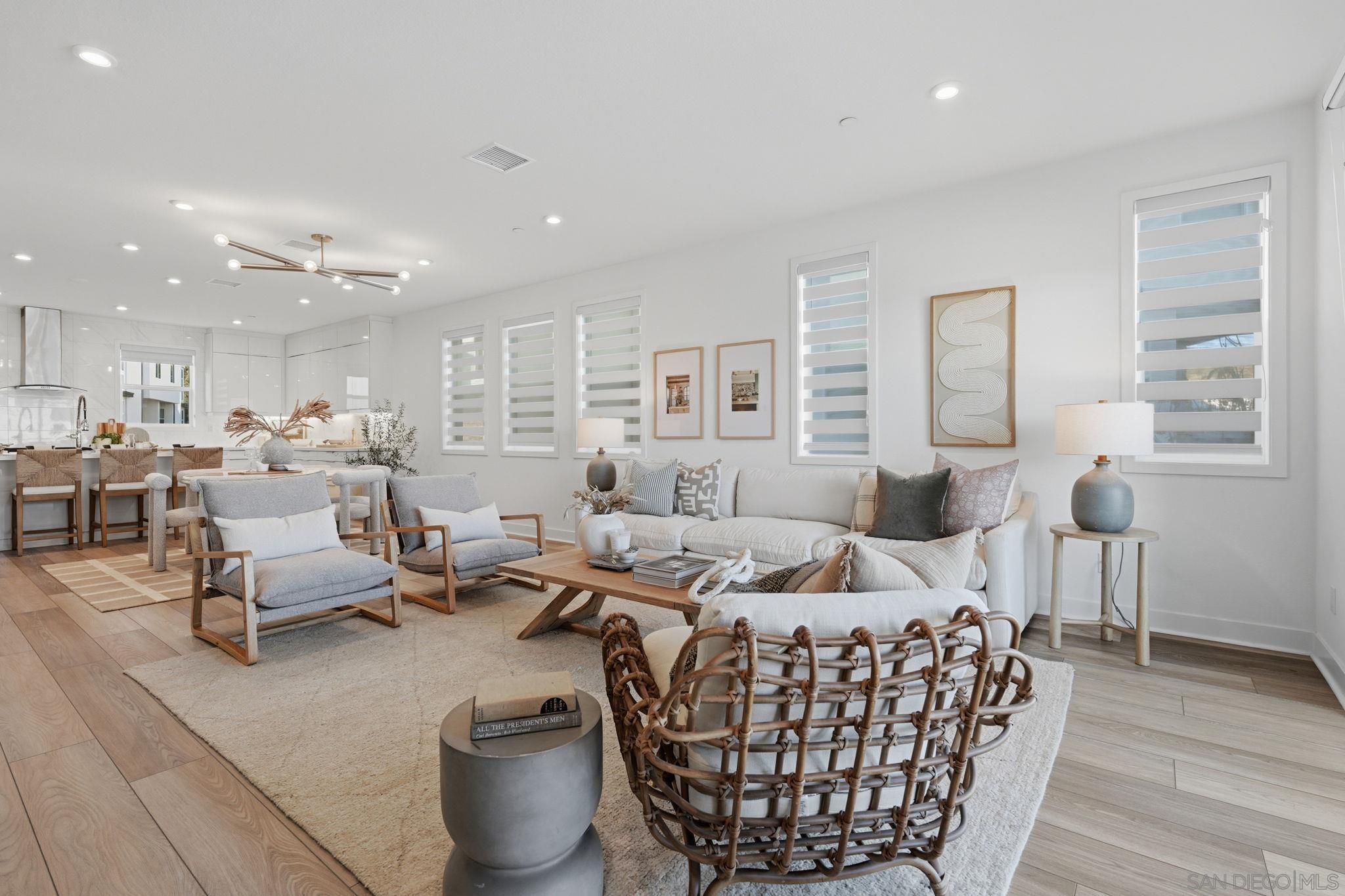 Front Image Thumbnail for SD260008068