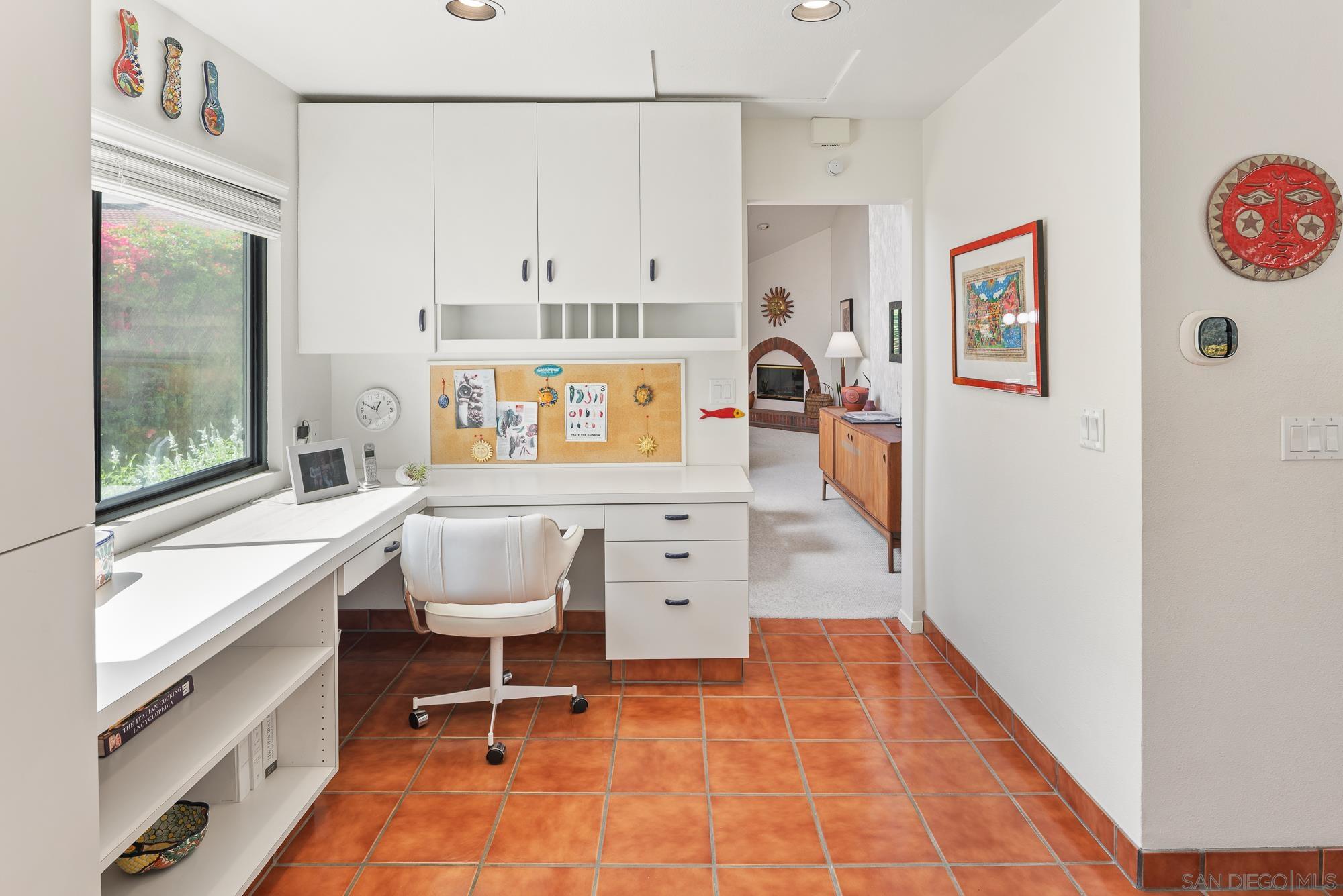 Detail Gallery Image 27 of 75 For 7805  Hemingway Ave, San Diego,  CA 92120 - 7 Beds | 4 Baths