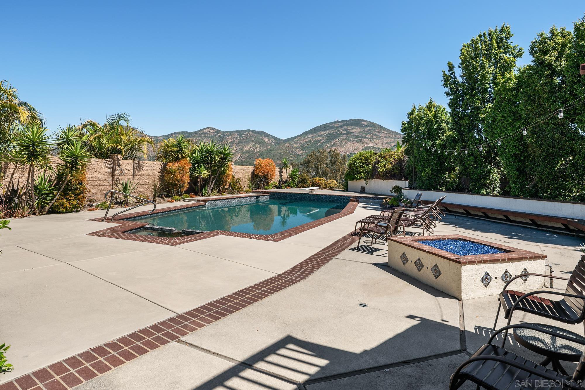 Detail Gallery Image 61 of 75 For 7805  Hemingway Ave, San Diego,  CA 92120 - 7 Beds | 4 Baths