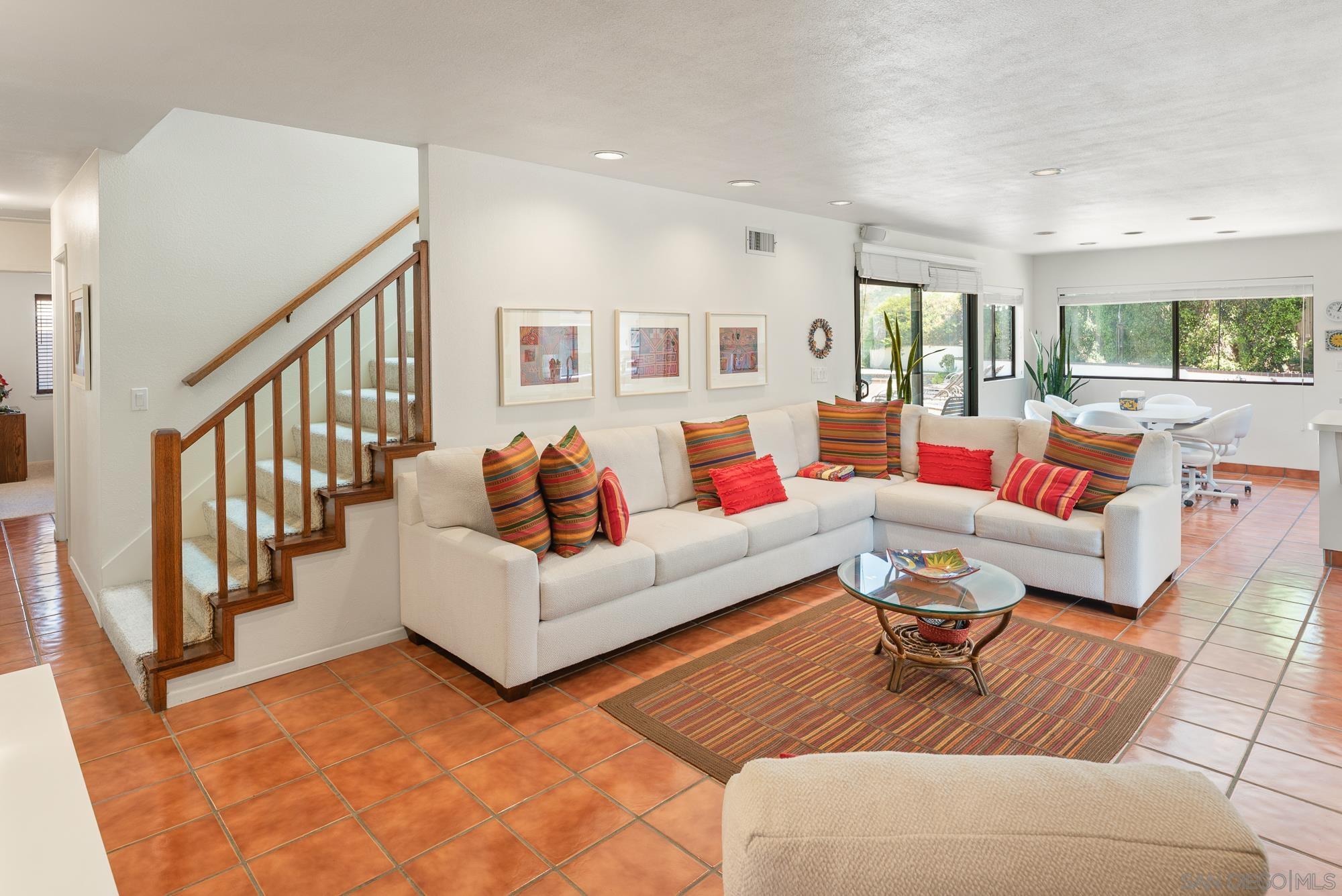 Detail Gallery Image 10 of 75 For 7805  Hemingway Ave, San Diego,  CA 92120 - 7 Beds | 4 Baths