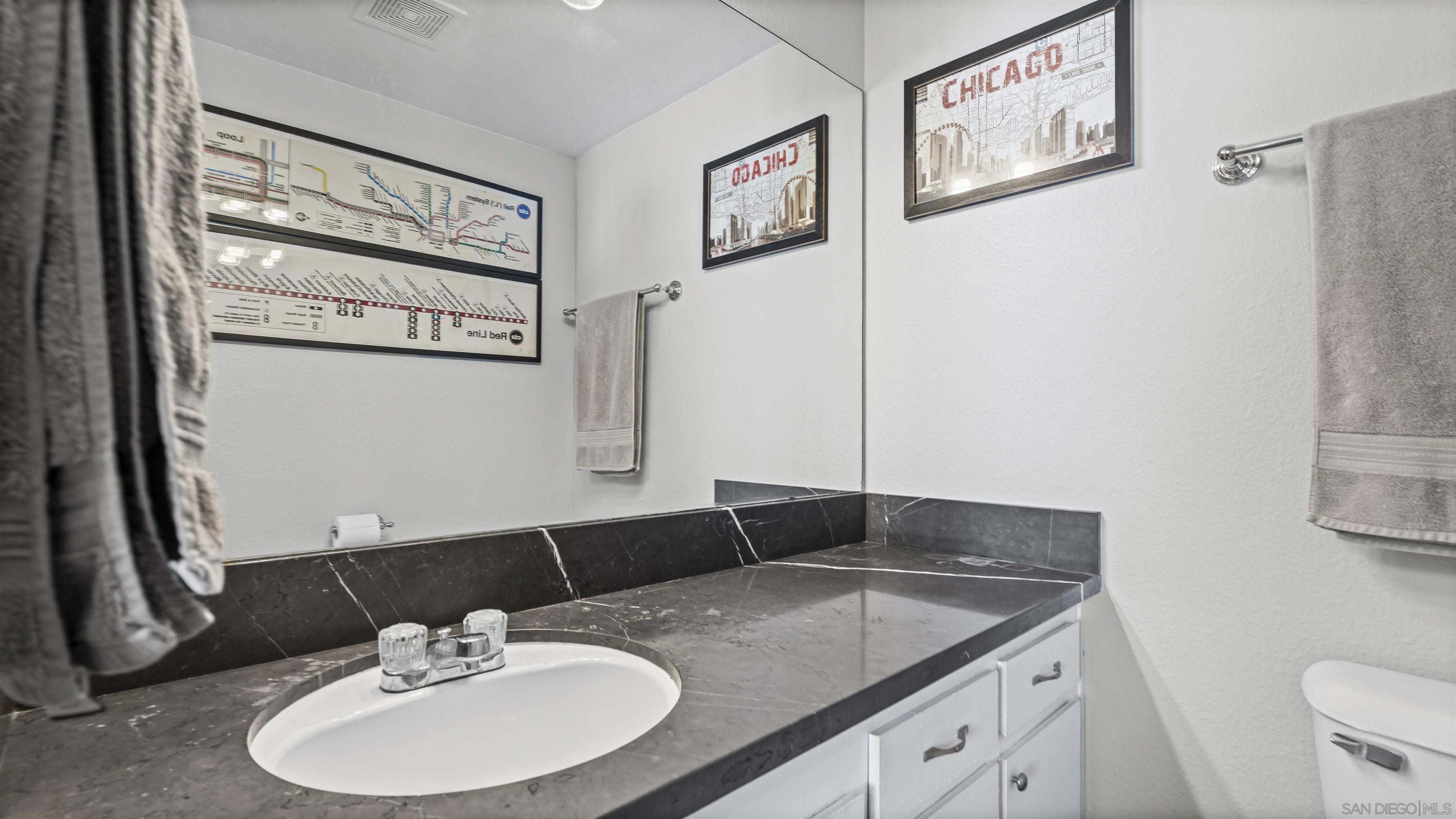 Detail Gallery Image 17 of 29 For 4368  Temecula St  #205,  San Diego,  CA 92107 - 2 Beds | 1/1 Baths