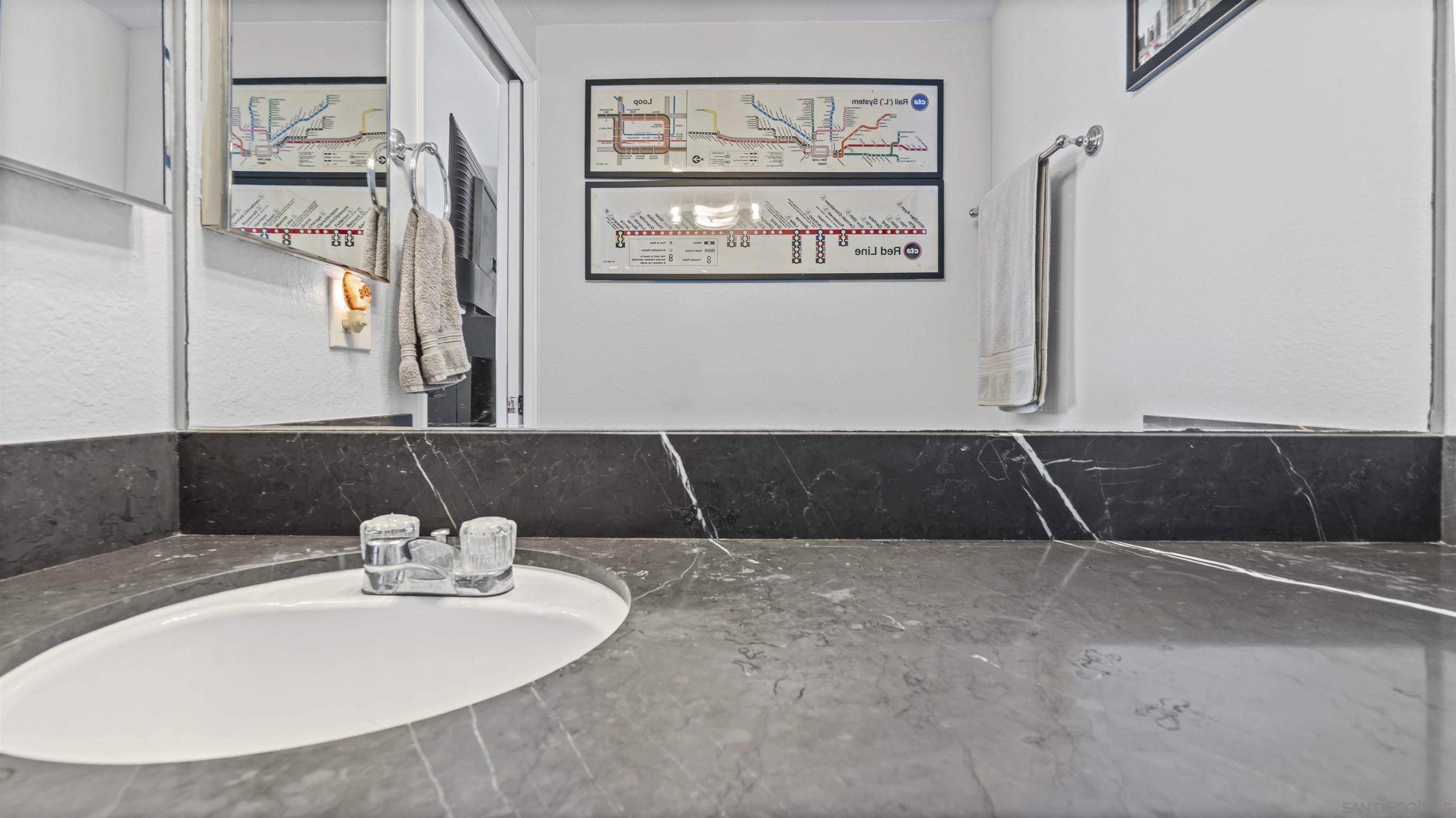 Detail Gallery Image 18 of 29 For 4368  Temecula St  #205,  San Diego,  CA 92107 - 2 Beds | 1/1 Baths