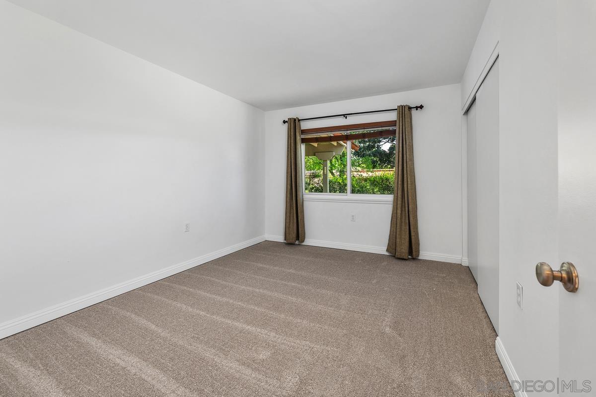 Detail Gallery Image 13 of 26 For 16618  Orilla Dr, San Diego,  CA 92128 - 3 Beds | 2 Baths