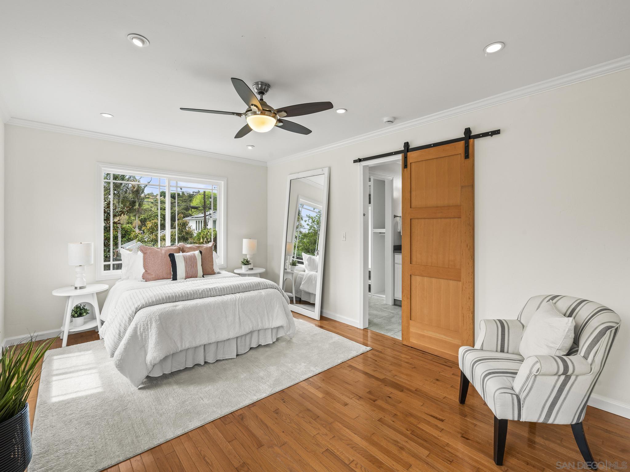 Detail Gallery Image 7 of 19 For 4125  Tennyson, San Diego,  CA 92107 - 3 Beds | 3 Baths