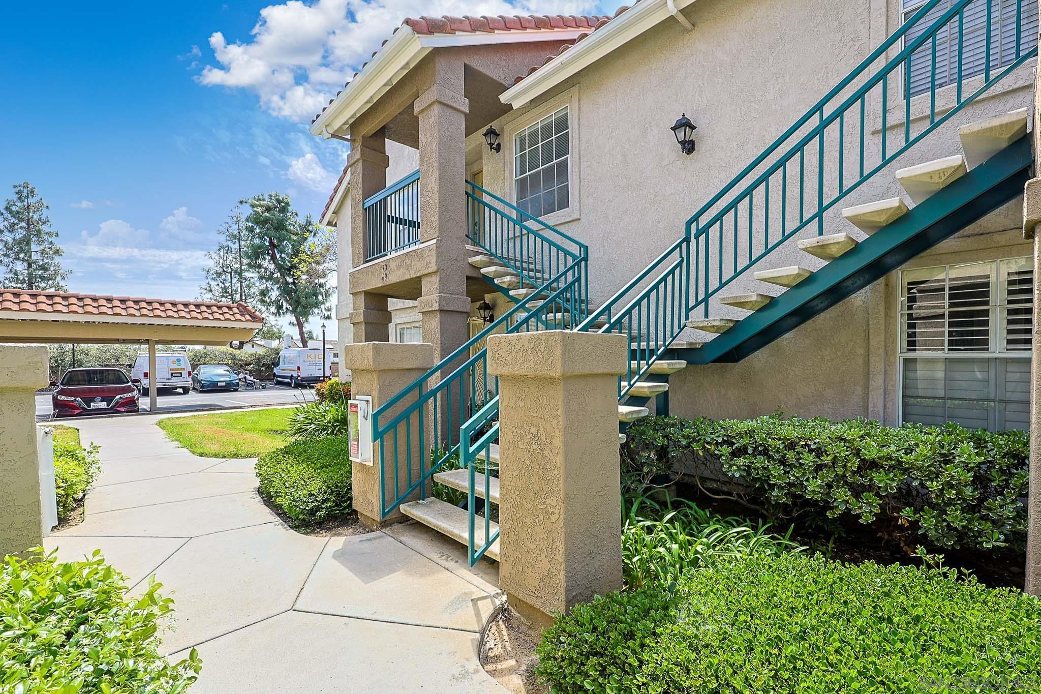 Detail Gallery Image 2 of 31 For 10740  Aderman Ave  #70,  San Diego,  CA 92126 - 2 Beds | 2 Baths