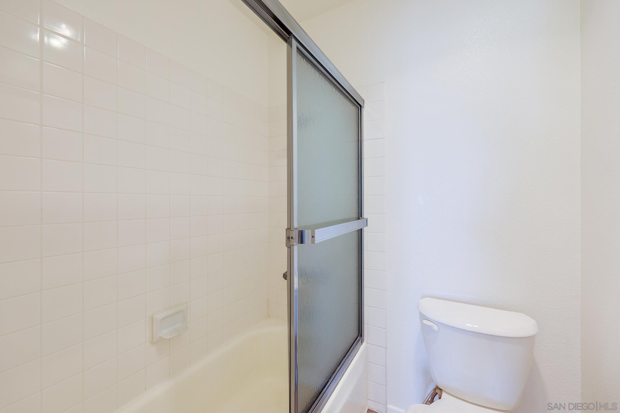 Detail Gallery Image 17 of 31 For 10740  Aderman Ave  #70,  San Diego,  CA 92126 - 2 Beds | 2 Baths