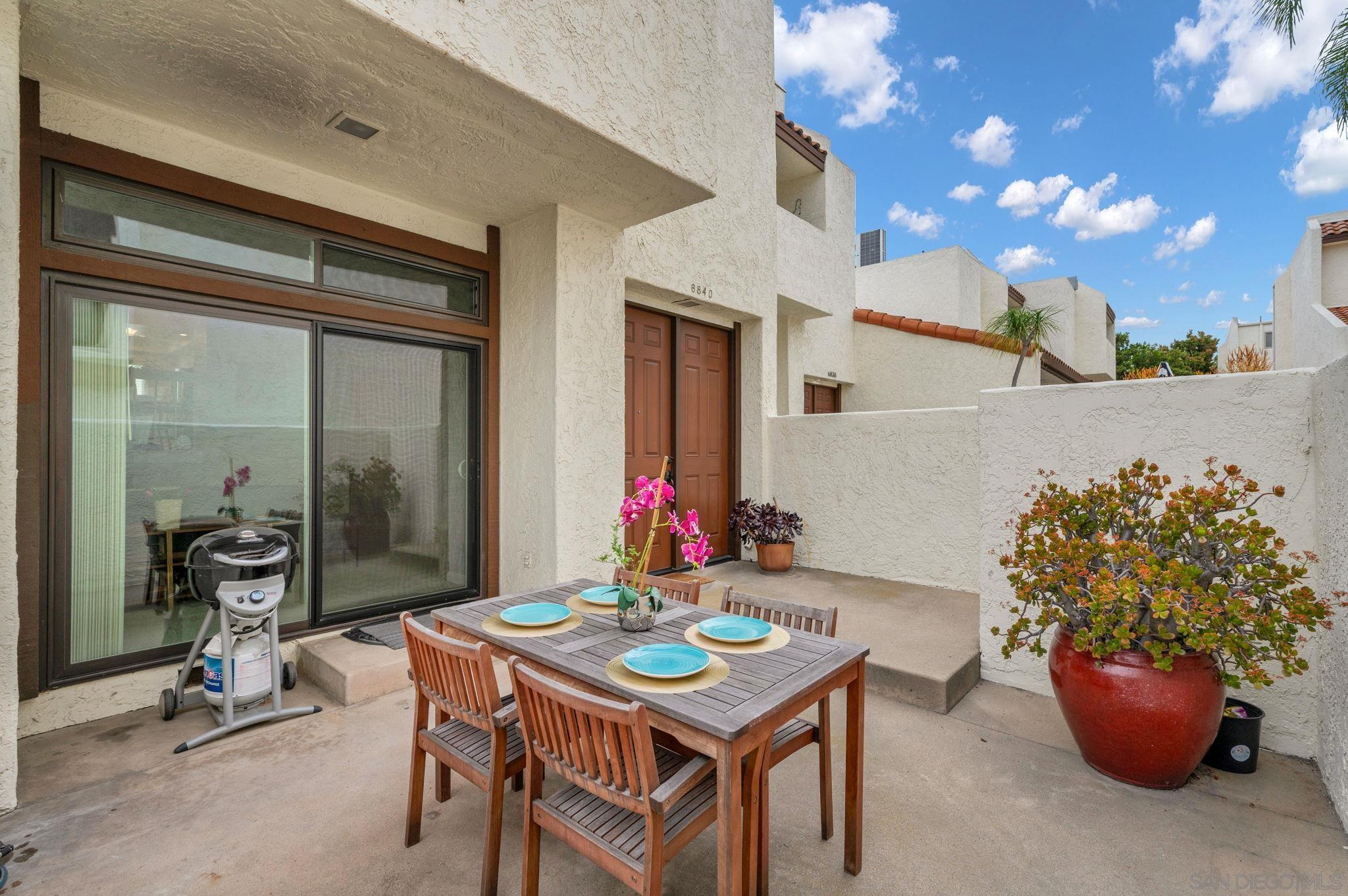 Front Image Thumbnail for SD260008082