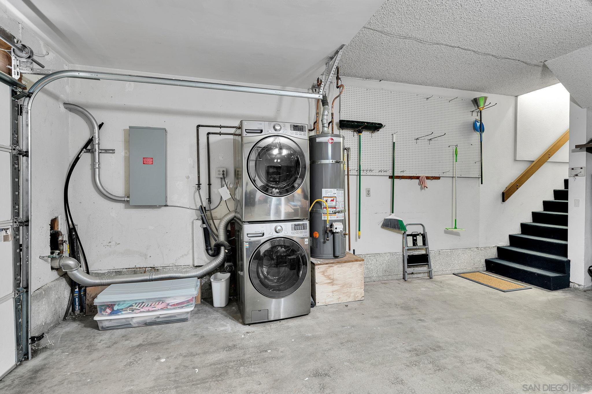 Detail Gallery Image 24 of 32 For 6840  Caminito Del Greco, San Diego,  CA 92120 - 2 Beds | 2/1 Baths