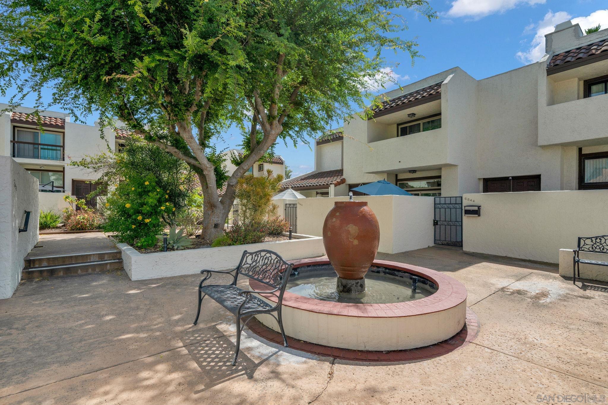 Detail Gallery Image 27 of 32 For 6840  Caminito Del Greco, San Diego,  CA 92120 - 2 Beds | 2/1 Baths