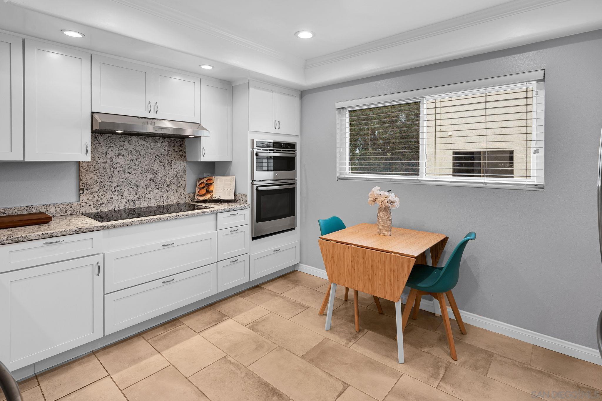 Detail Gallery Image 10 of 32 For 6840  Caminito Del Greco, San Diego,  CA 92120 - 2 Beds | 2/1 Baths