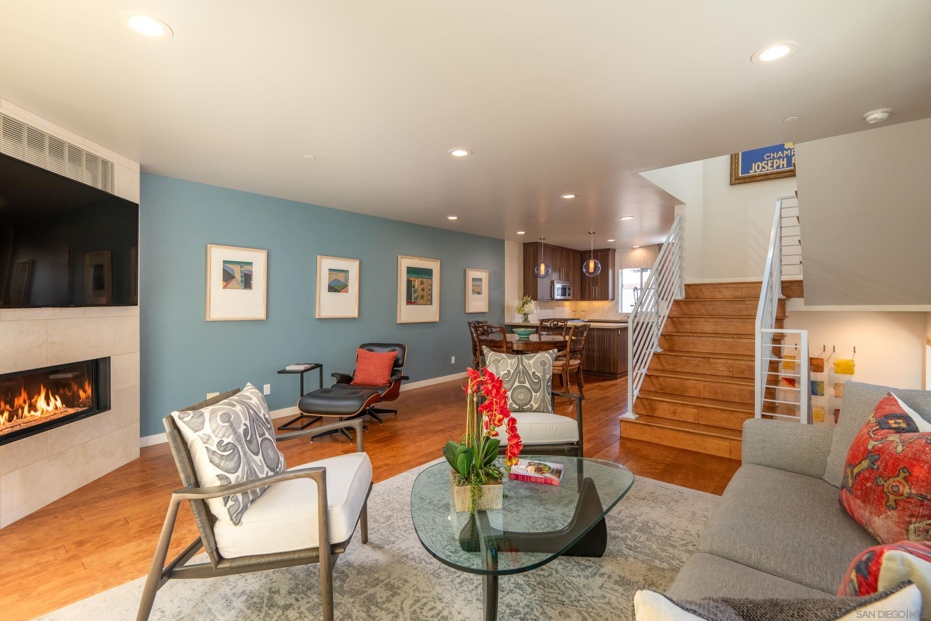 Detail Gallery Image 14 of 40 For 1122  Locust St, San Diego,  CA 92106 - 3 Beds | 2 Baths