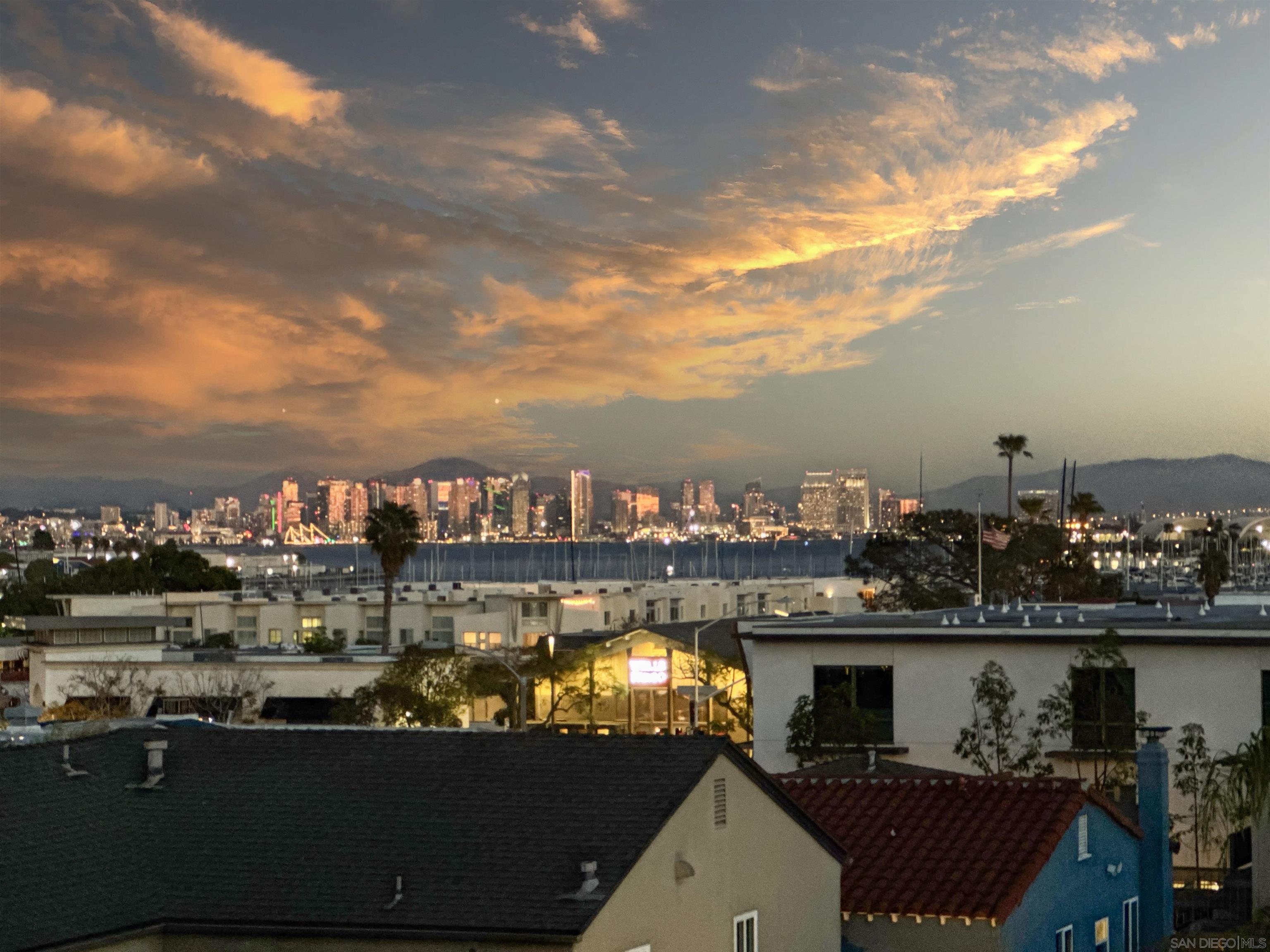 Detail Gallery Image 39 of 40 For 1122  Locust St, San Diego,  CA 92106 - 3 Beds | 2 Baths