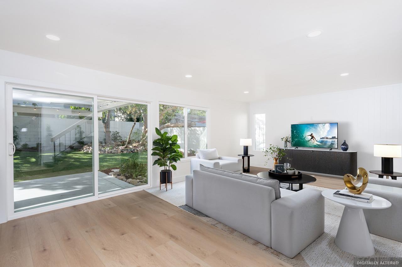 Detail Gallery Image 8 of 42 For 8875  Alphecca Way, San Diego,  CA 92126 - 5 Beds | 2/1 Baths