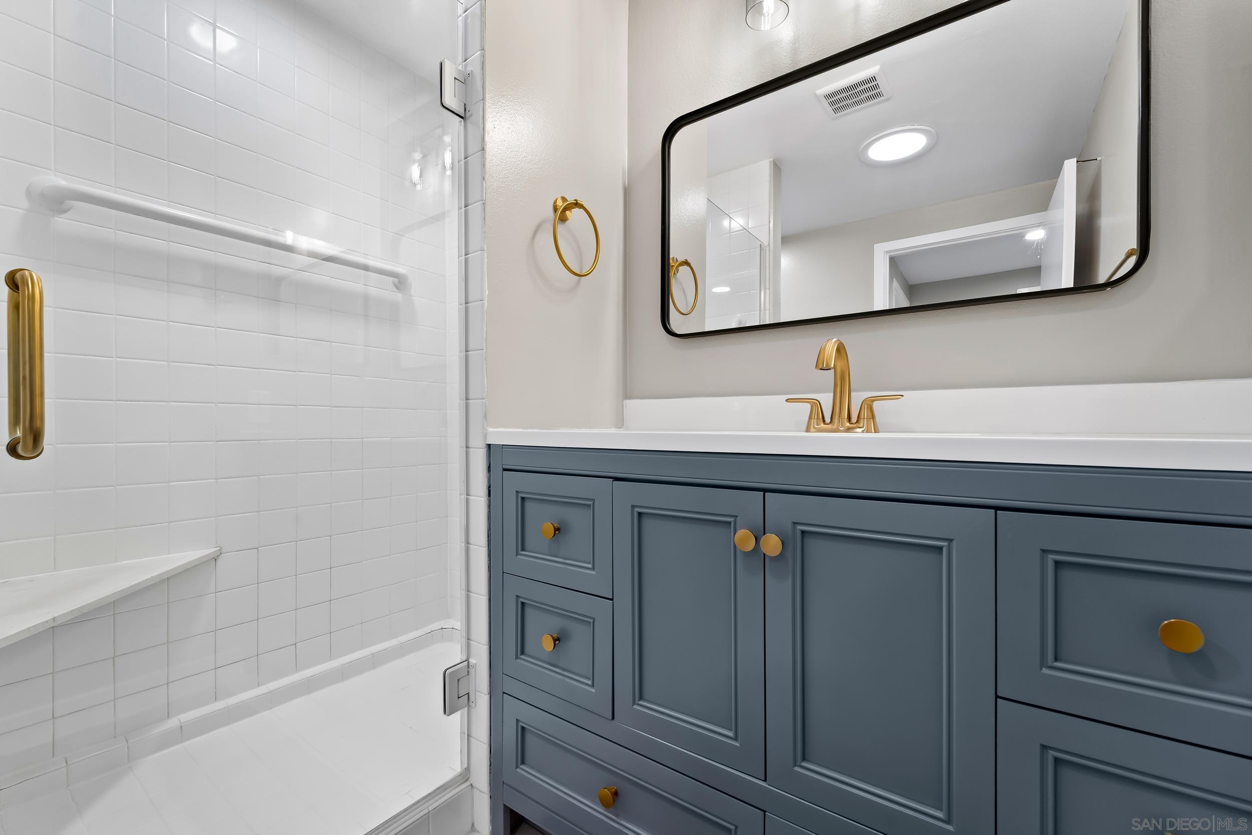 Detail Gallery Image 24 of 35 For 12424  Rios Road, San Diego,  CA 92128 - 2 Beds | 2 Baths