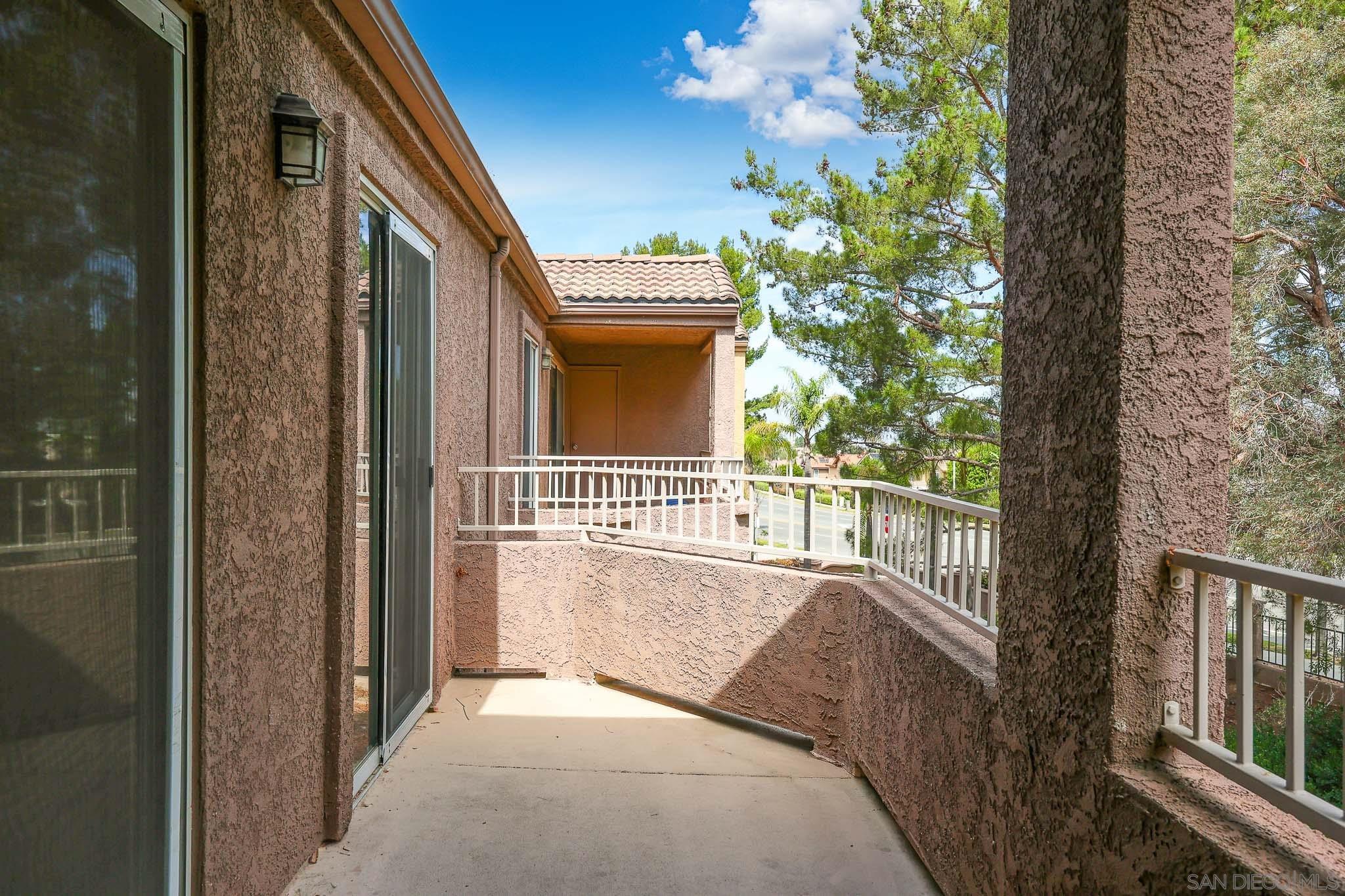 Detail Gallery Image 27 of 53 For 2275  Del Mar Way  #306,  Corona,  CA 92882 - 1 Beds | 1 Baths