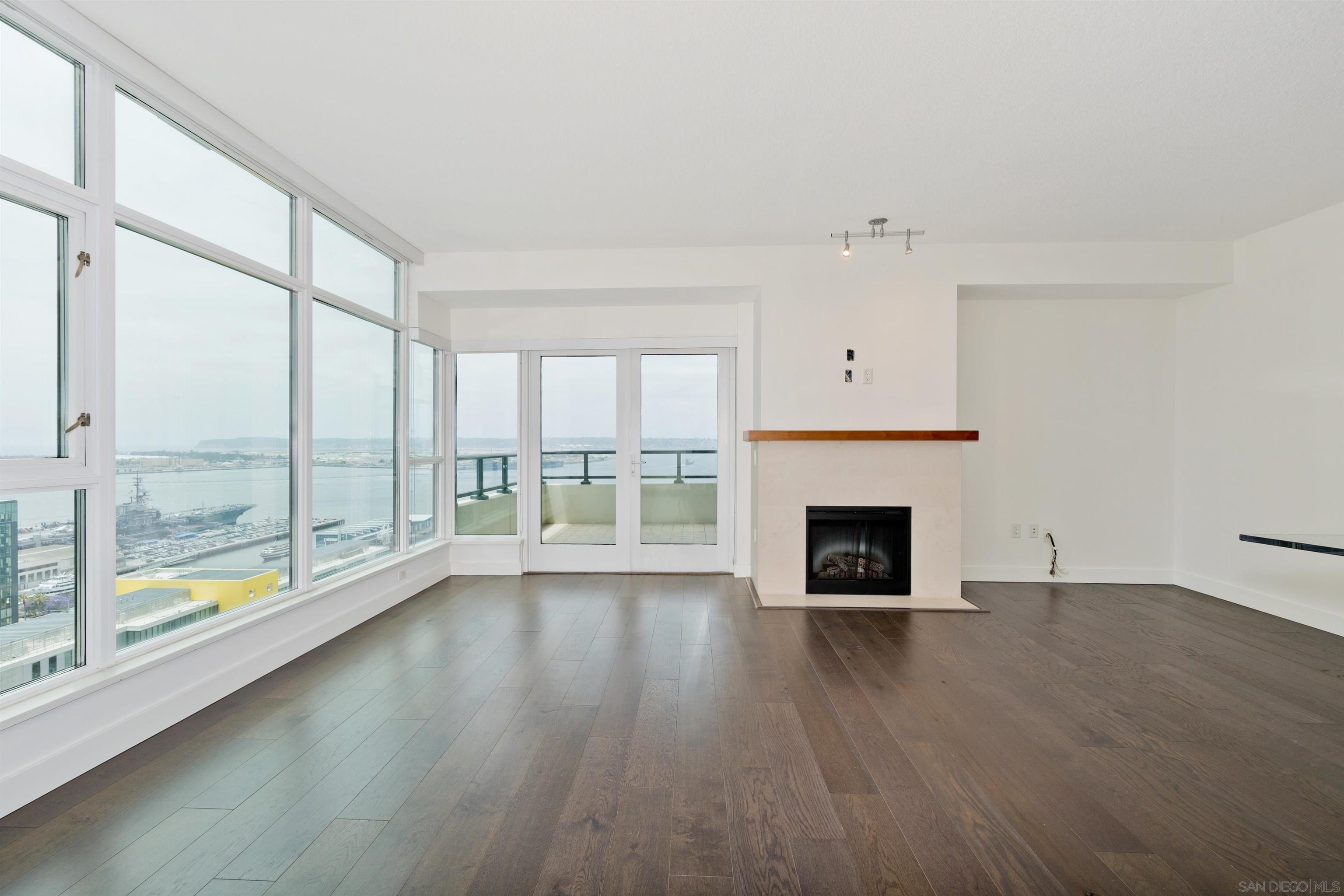 Front Image Thumbnail for SD260008091