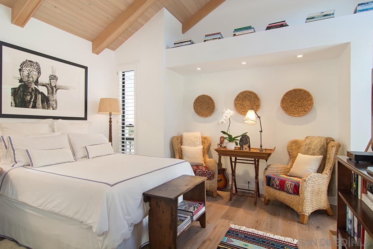 Detail Gallery Image 17 of 20 For 303  Coast  3, La Jolla,  CA 92037 - 3 Beds | 2/1 Baths