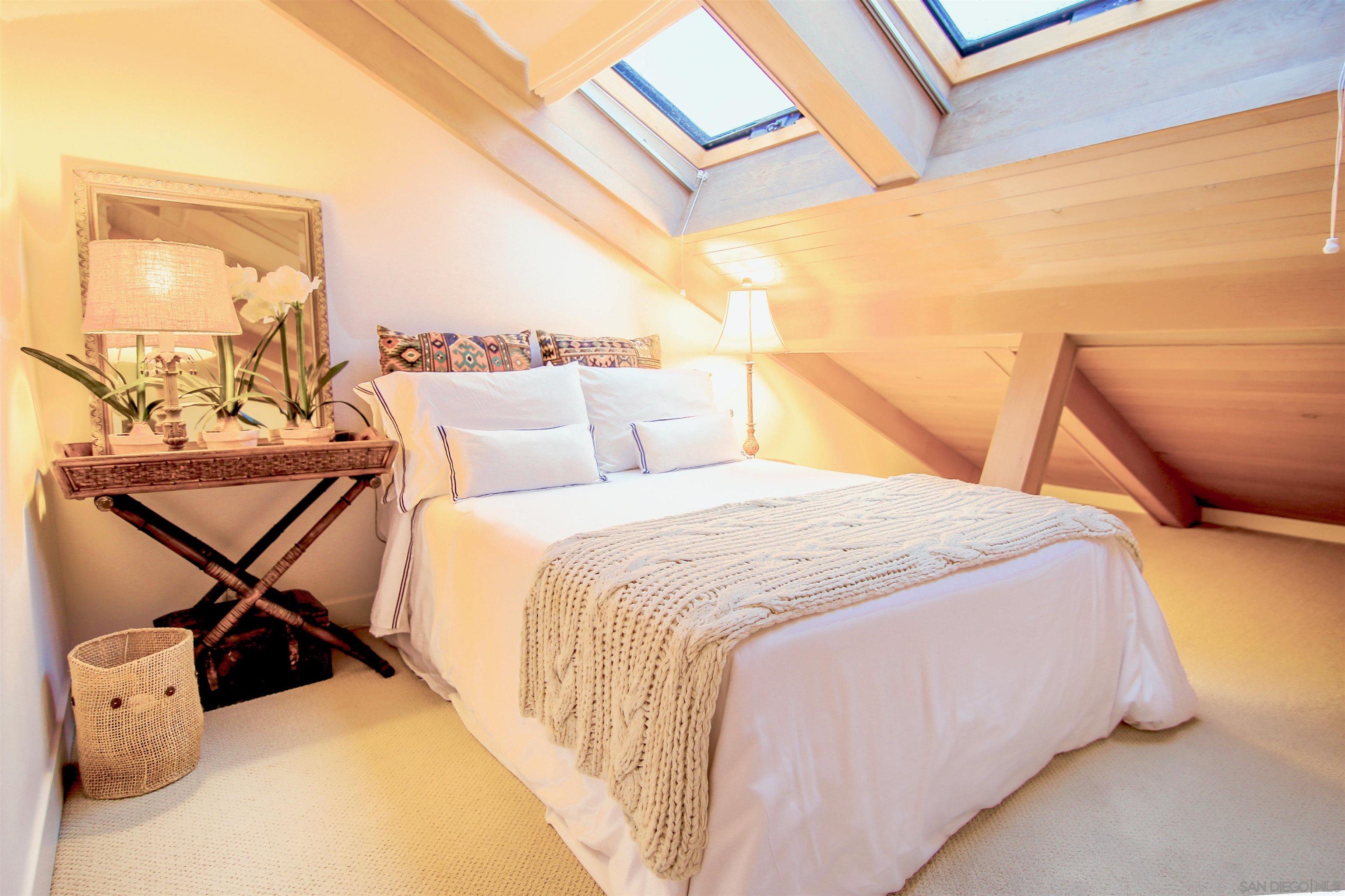 Detail Gallery Image 20 of 20 For 303  Coast  3, La Jolla,  CA 92037 - 3 Beds | 2/1 Baths