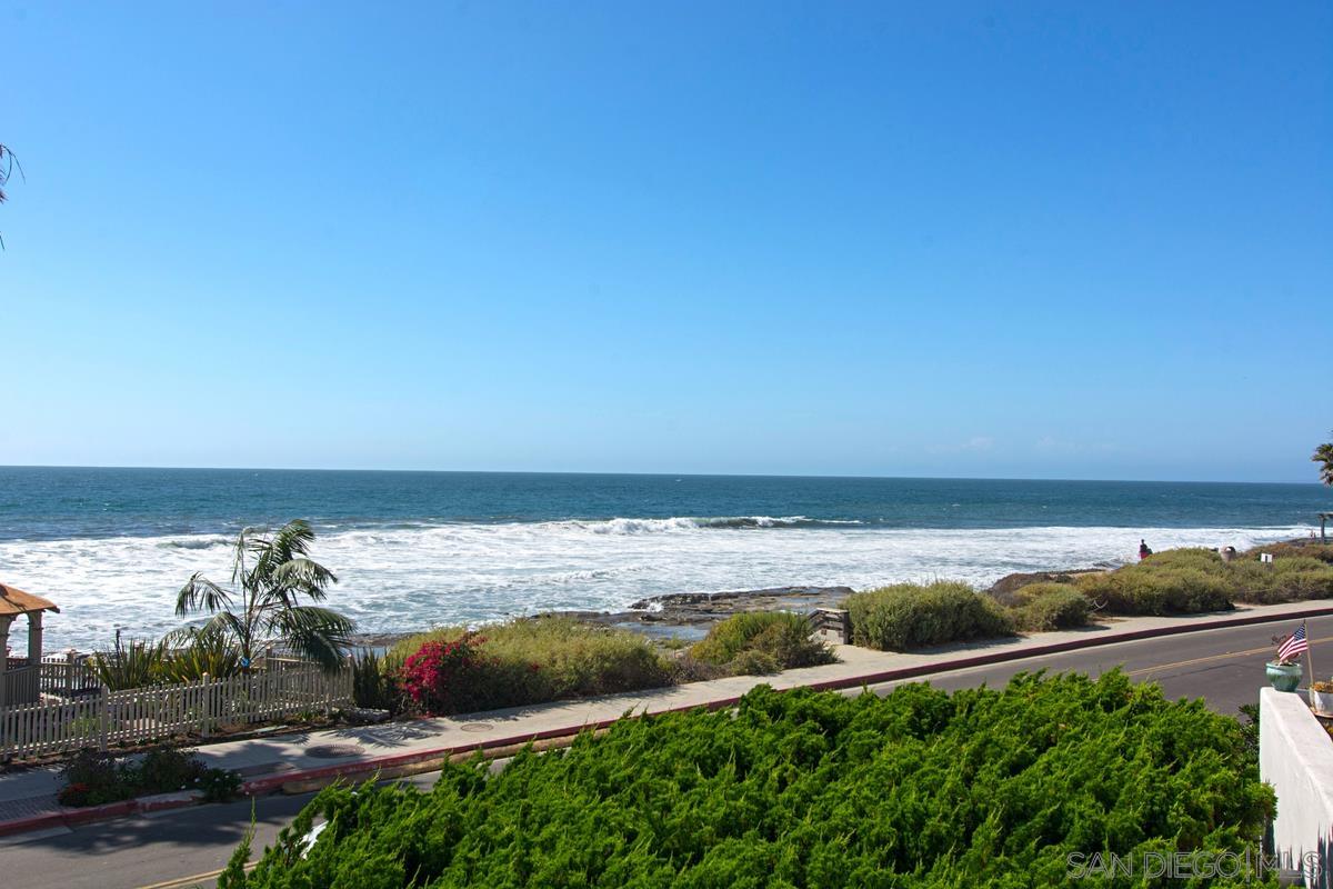 Detail Gallery Image 6 of 20 For 303  Coast  3, La Jolla,  CA 92037 - 3 Beds | 2/1 Baths