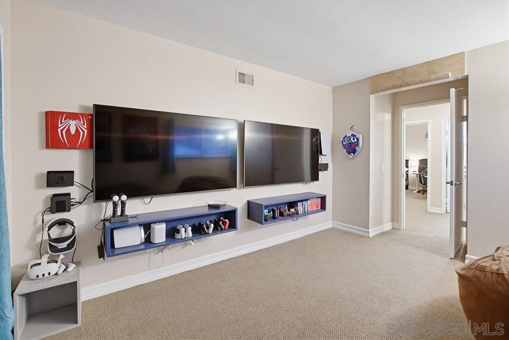 Detail Gallery Image 30 of 37 For 1820  Hacienda Drive, El Cajon,  CA 92020 - 6 Beds | 3 Baths