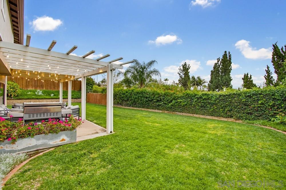 Detail Gallery Image 32 of 37 For 1820  Hacienda Drive, El Cajon,  CA 92020 - 6 Beds | 3 Baths