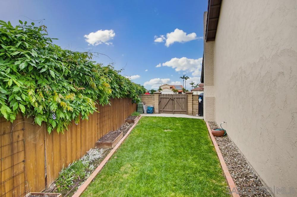 Detail Gallery Image 33 of 37 For 1820  Hacienda Drive, El Cajon,  CA 92020 - 6 Beds | 3 Baths