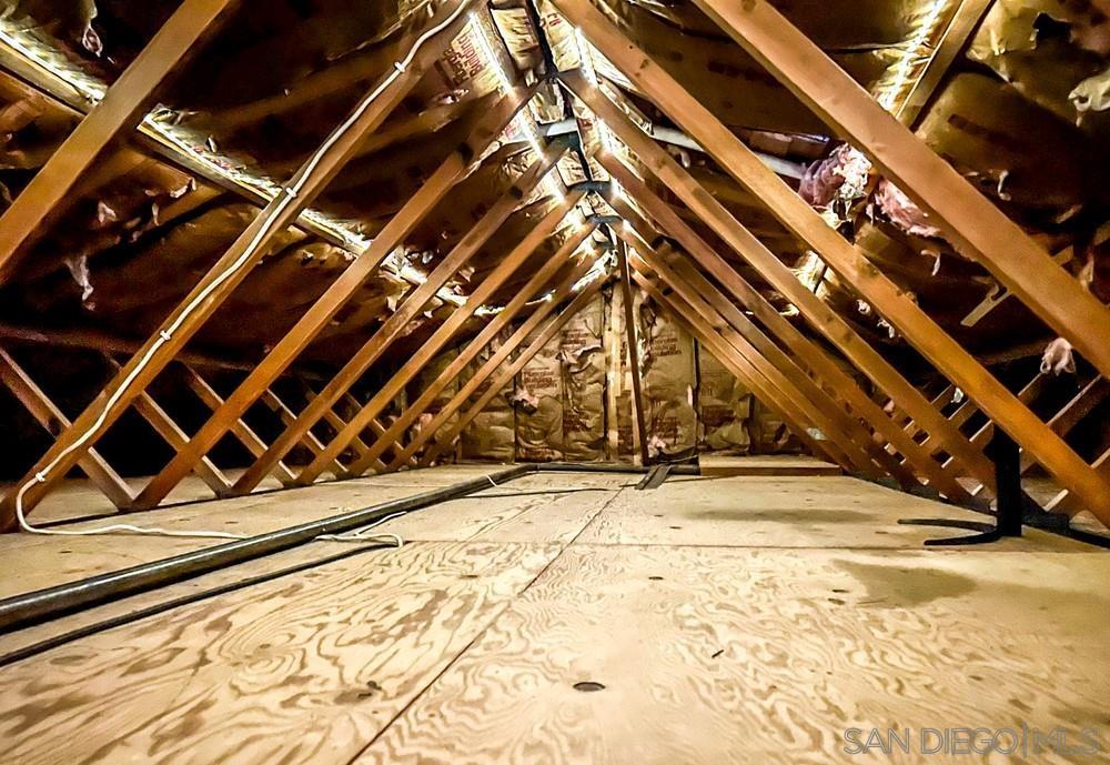 Detail Gallery Image 35 of 37 For 1820  Hacienda Drive, El Cajon,  CA 92020 - 6 Beds | 3 Baths