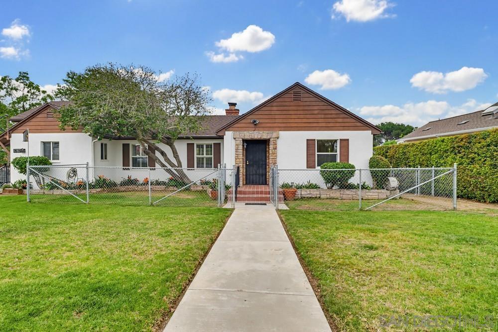 Detail Gallery Image 3 of 32 For 1787  Galway Place, El Cajon,  CA 92020 - 3 Beds | 3 Baths