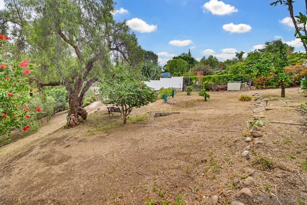 Detail Gallery Image 27 of 32 For 1787  Galway Place, El Cajon,  CA 92020 - 3 Beds | 3 Baths