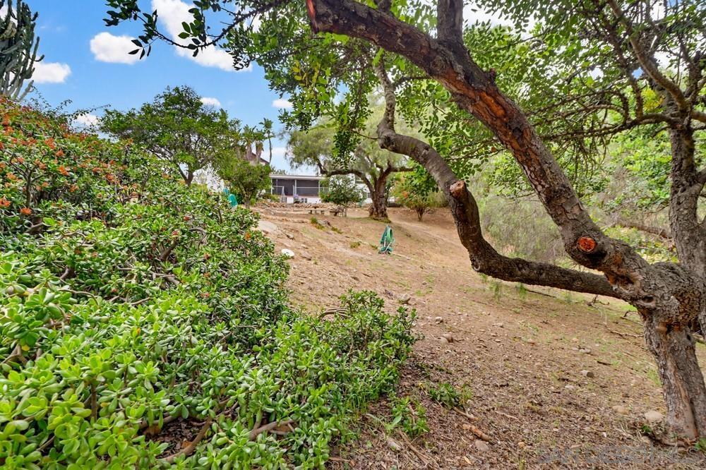 Detail Gallery Image 29 of 32 For 1787  Galway Place, El Cajon,  CA 92020 - 3 Beds | 3 Baths