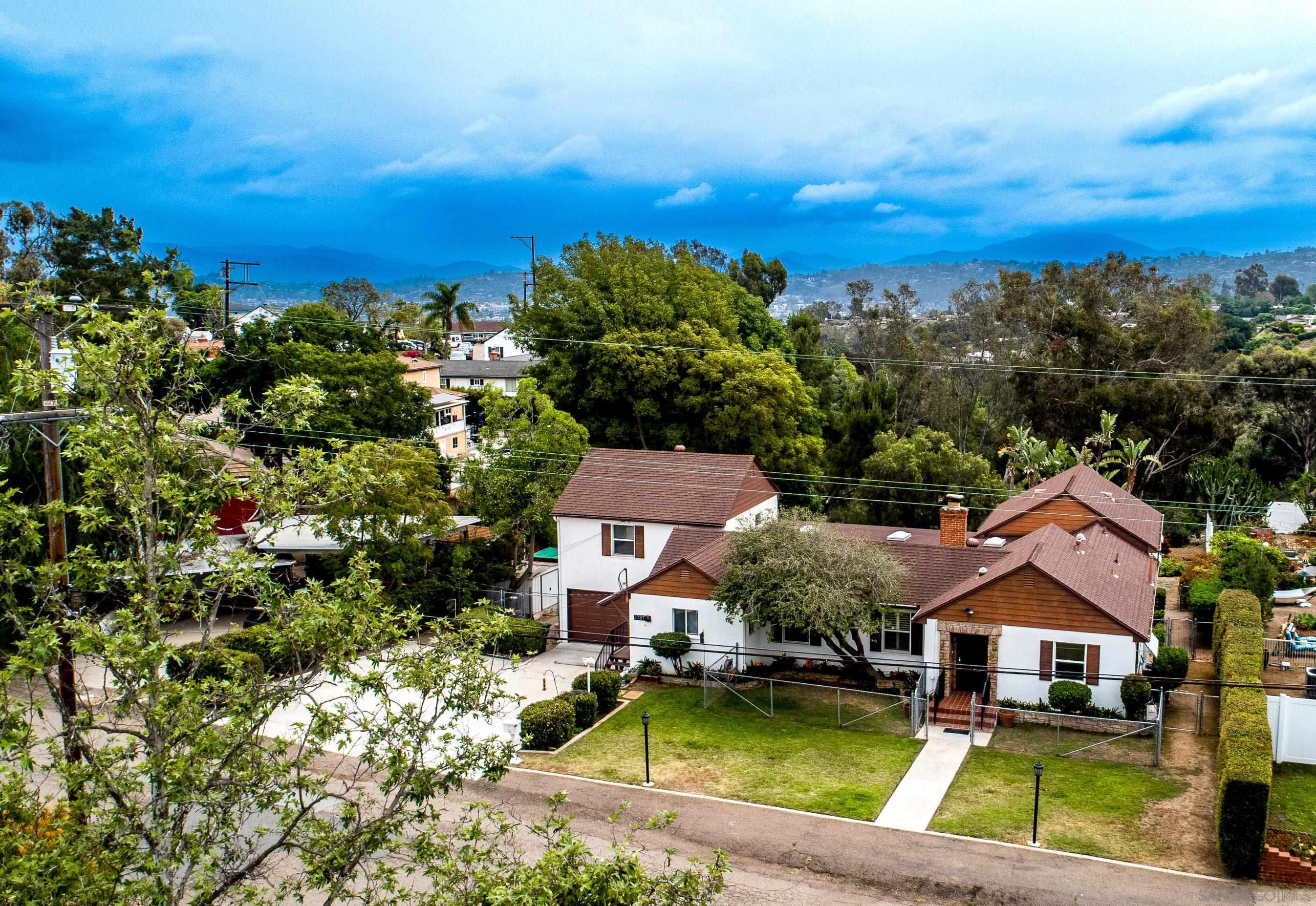 Detail Gallery Image 32 of 32 For 1787  Galway Place, El Cajon,  CA 92020 - 3 Beds | 3 Baths