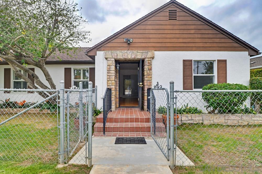 Detail Gallery Image 5 of 32 For 1787  Galway Place, El Cajon,  CA 92020 - 3 Beds | 3 Baths