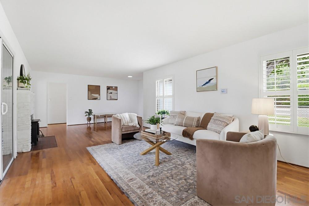 Detail Gallery Image 9 of 32 For 1787  Galway Place, El Cajon,  CA 92020 - 3 Beds | 3 Baths