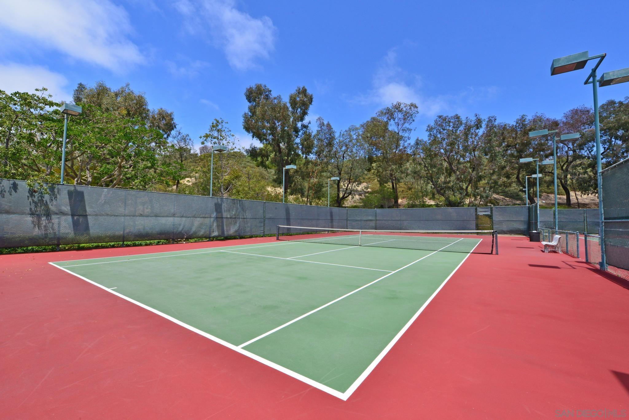 Detail Gallery Image 25 of 27 For 12588  Carmel Creek Rd  33, San Diego,  CA 92130 - 1 Beds | 1 Baths