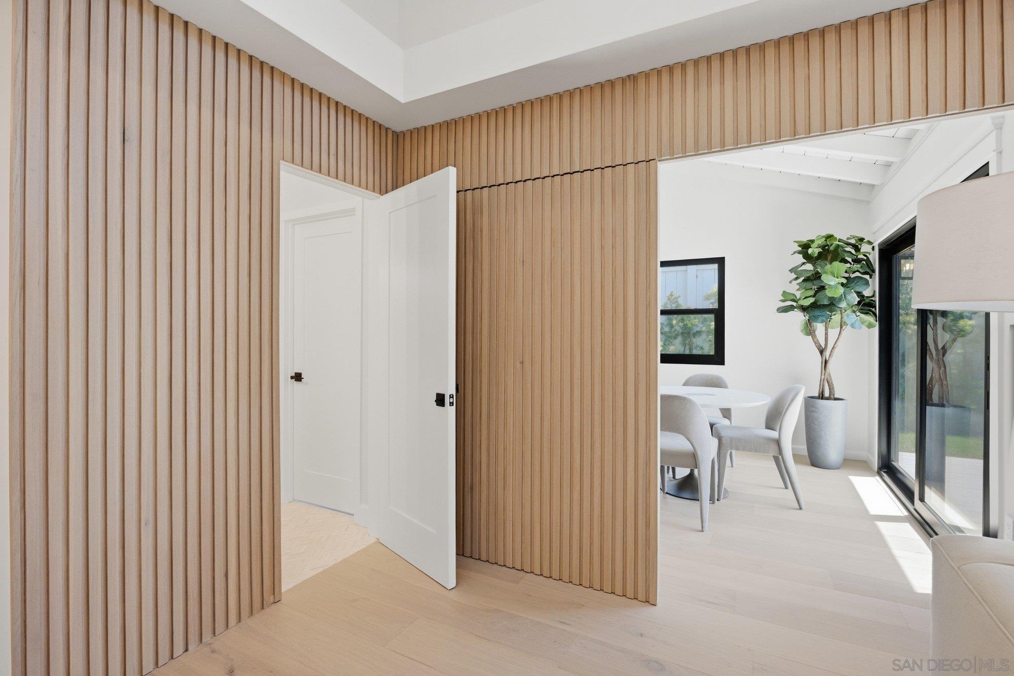 Detail Gallery Image 12 of 45 For 701  Balboa Ave, Coronado,  CA 92118 - 4 Beds | 4 Baths