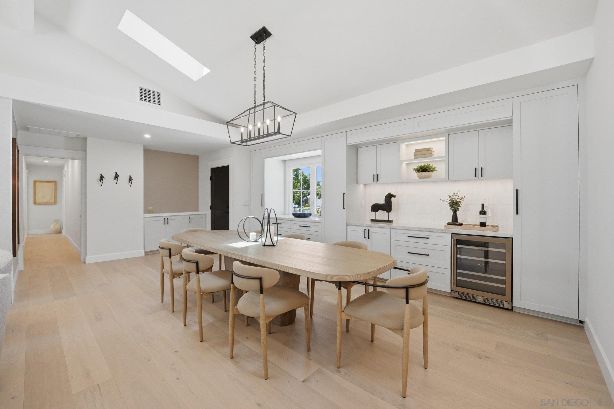 Detail Gallery Image 15 of 45 For 701  Balboa Ave, Coronado,  CA 92118 - 4 Beds | 4 Baths