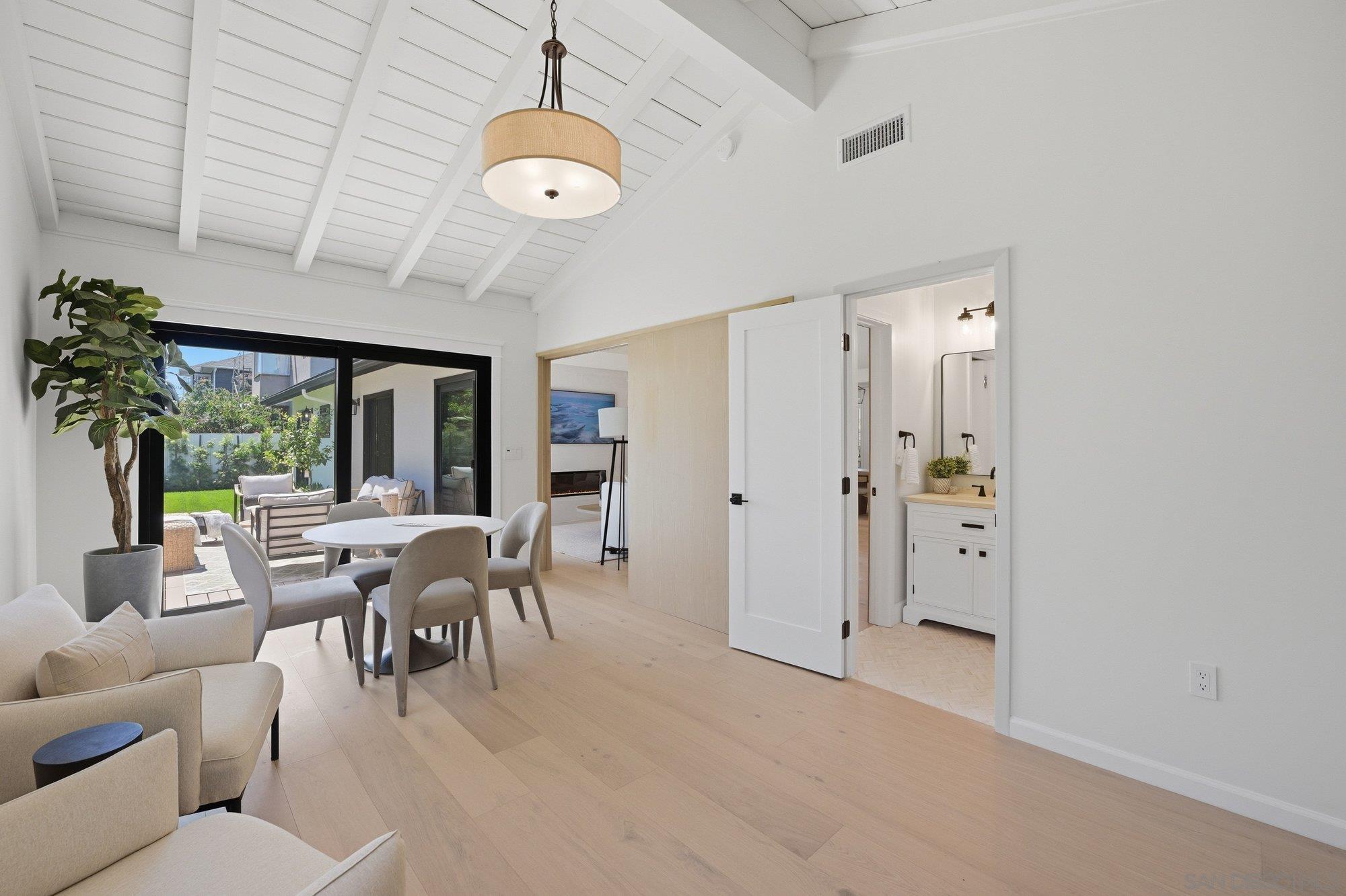 Detail Gallery Image 20 of 45 For 701  Balboa Ave, Coronado,  CA 92118 - 4 Beds | 4 Baths